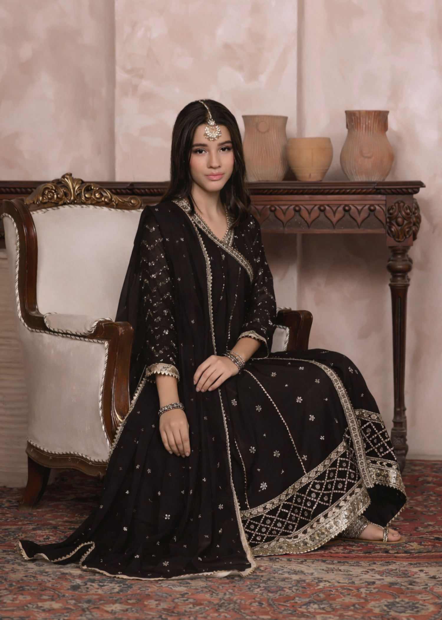 NAYAAB-KIDS-BLACK-3 - Pieces