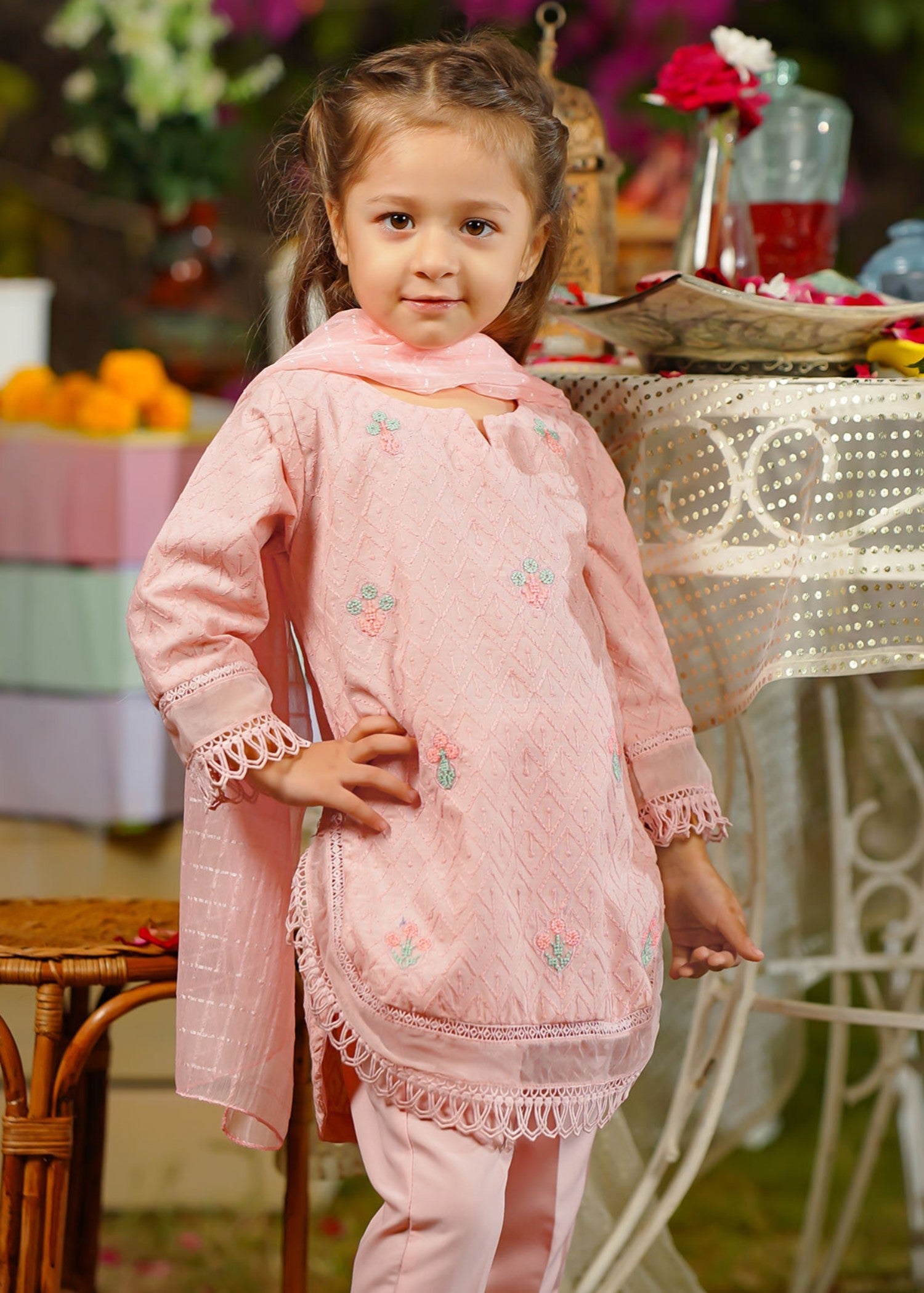 CHIKANKARI-EMBROIDERED-3-04 - Pc Suit Mck