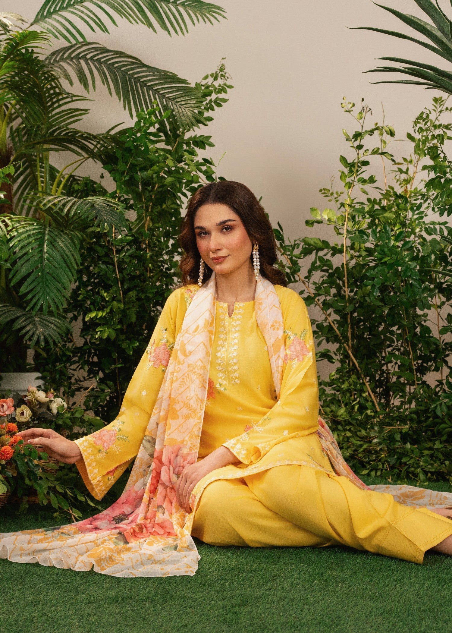 Tehzeeb Libas SUNFLOWER EMBROIDERED 3PC