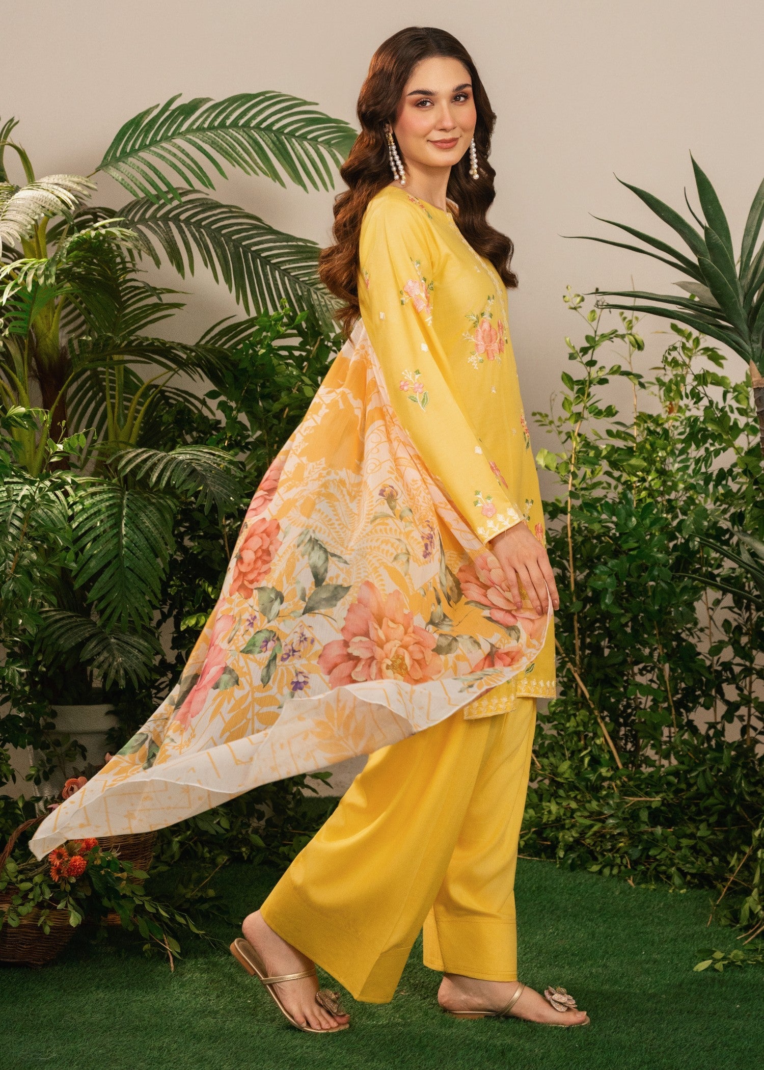 Tehzeeb Libas SUNFLOWER EMBROIDERED 3PC