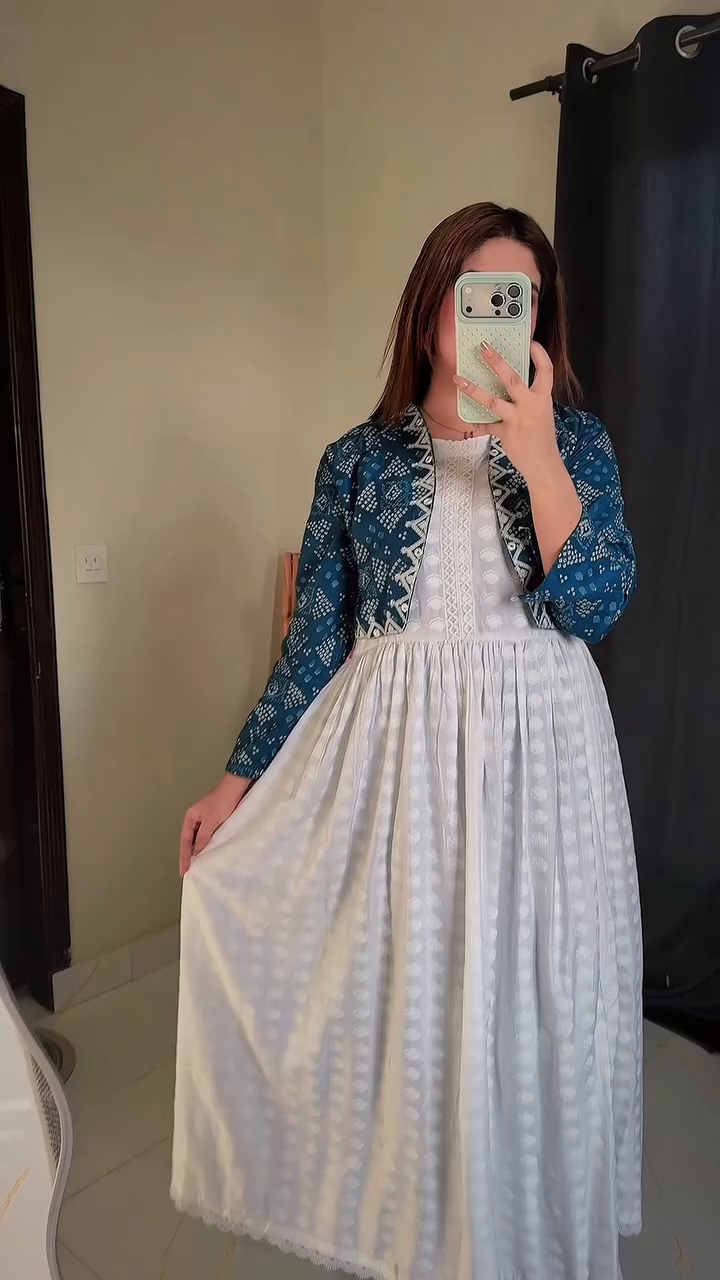 Lawn Pishwas in White
