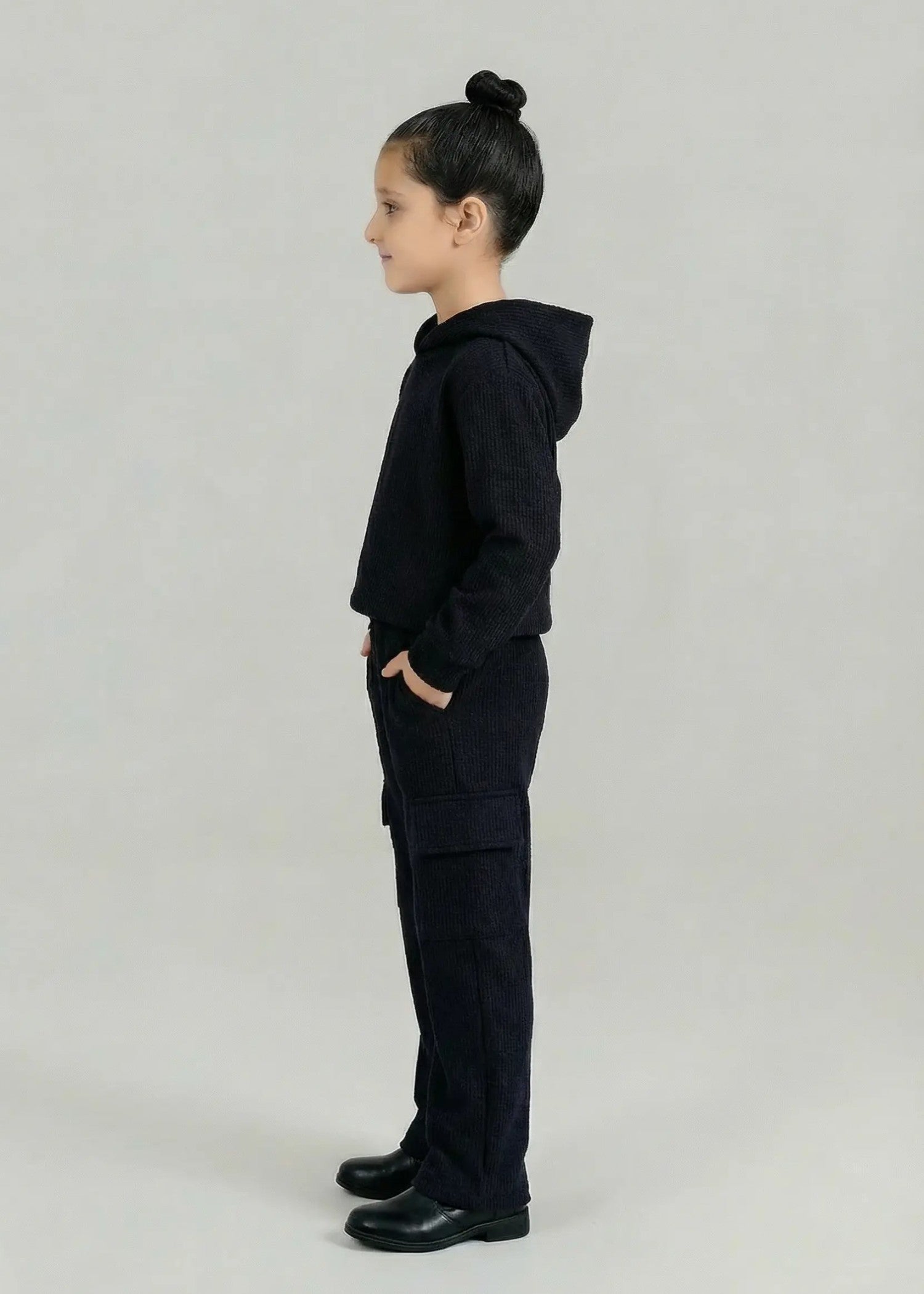 KIDS-BLACK-HOODED-THERMAL-TRACKSUIT-SET-HOODIE-PANTS