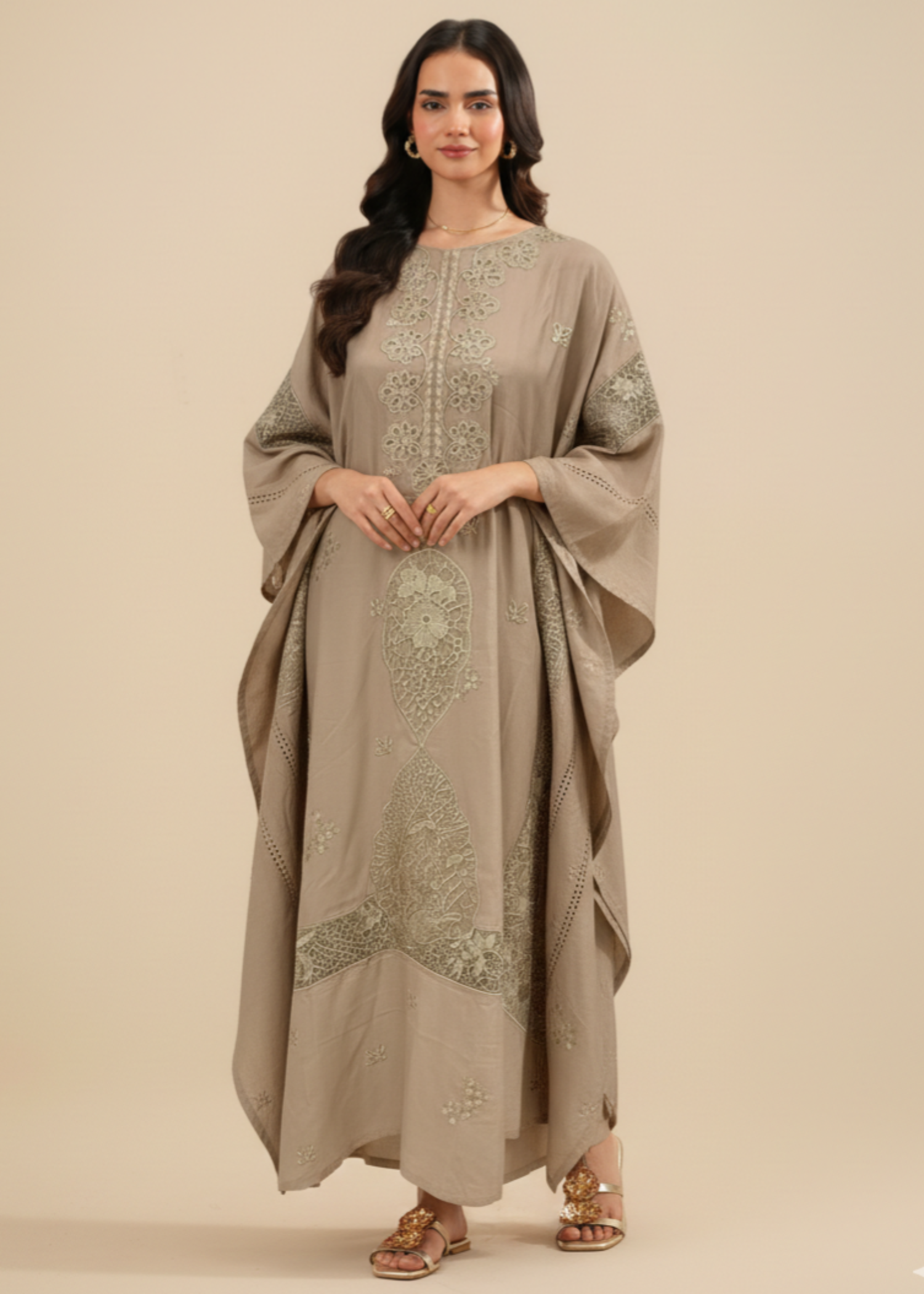 Sahibas By Mirza Lavreen Skin
