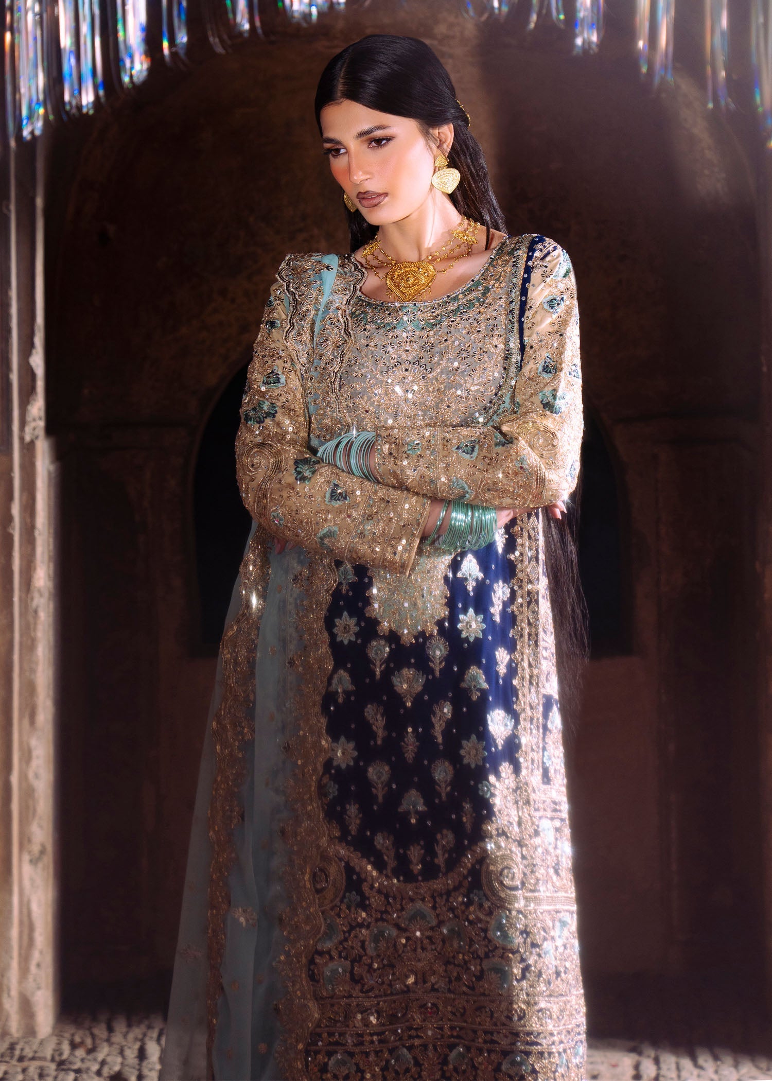 Haseens Official Shāhnazr