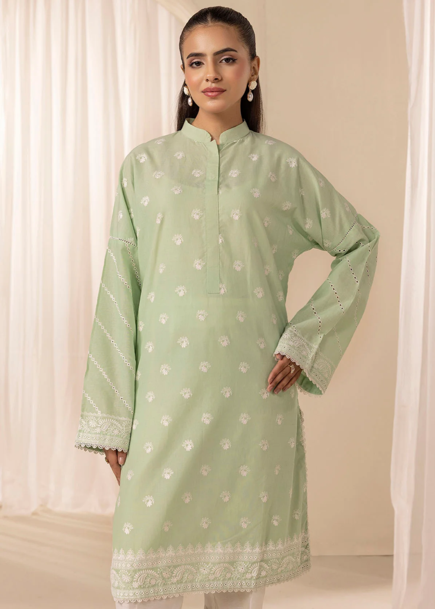 Motifz 4492-ORCHID EMBROIDERED CAMBRIC STITCHED