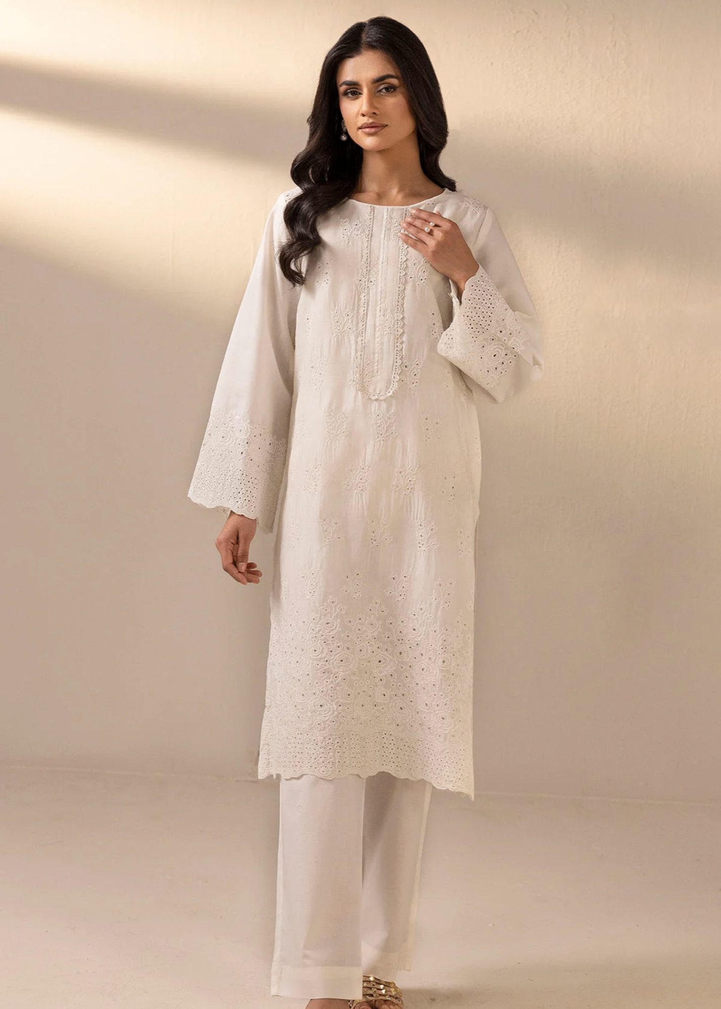 Motifz 4779-IRIE EMBROIDERED CAMBRIC STITCHED