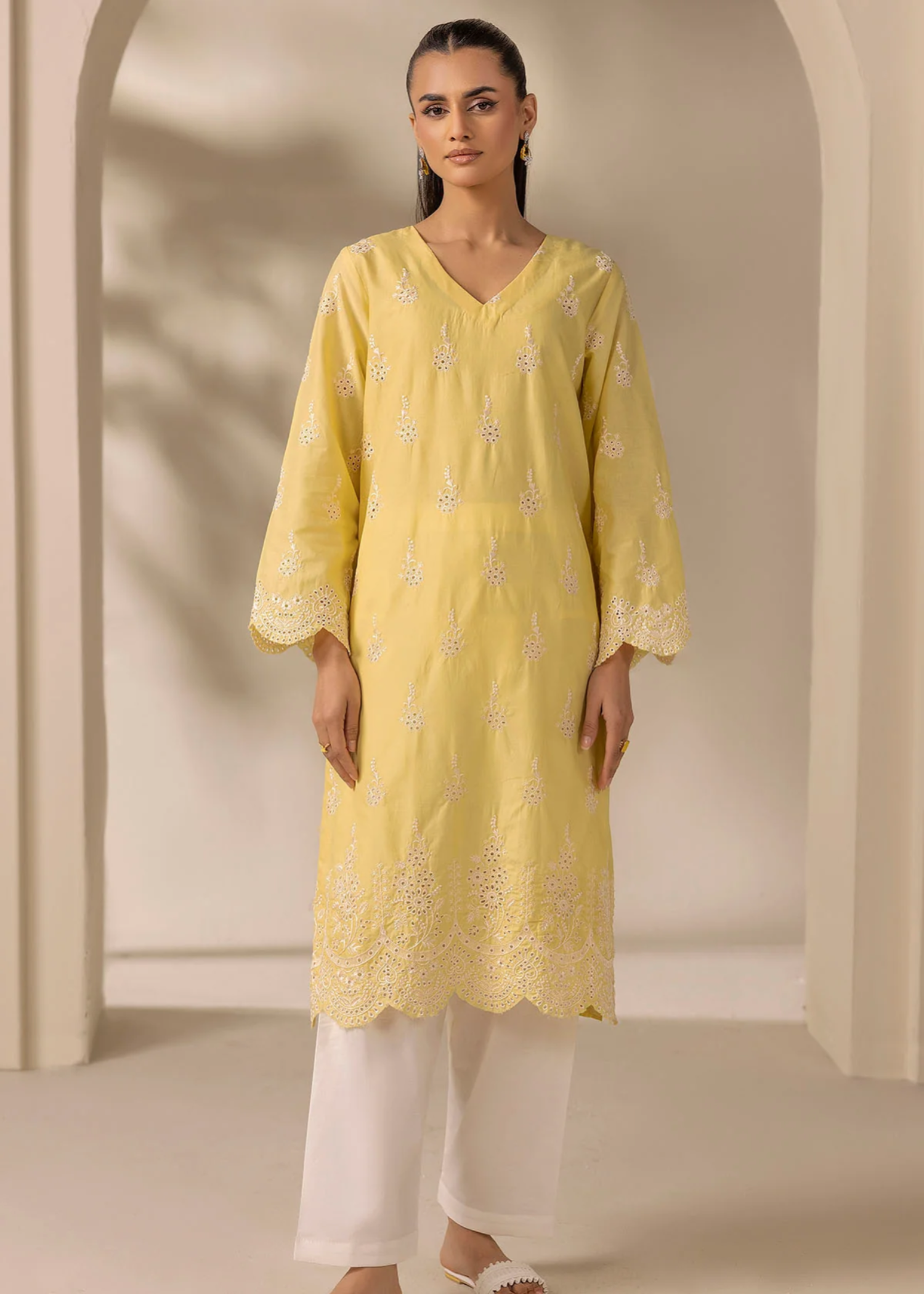 Motifz 5275-TOPAZ EMBROIDERED CAMBRIC STITCHED
