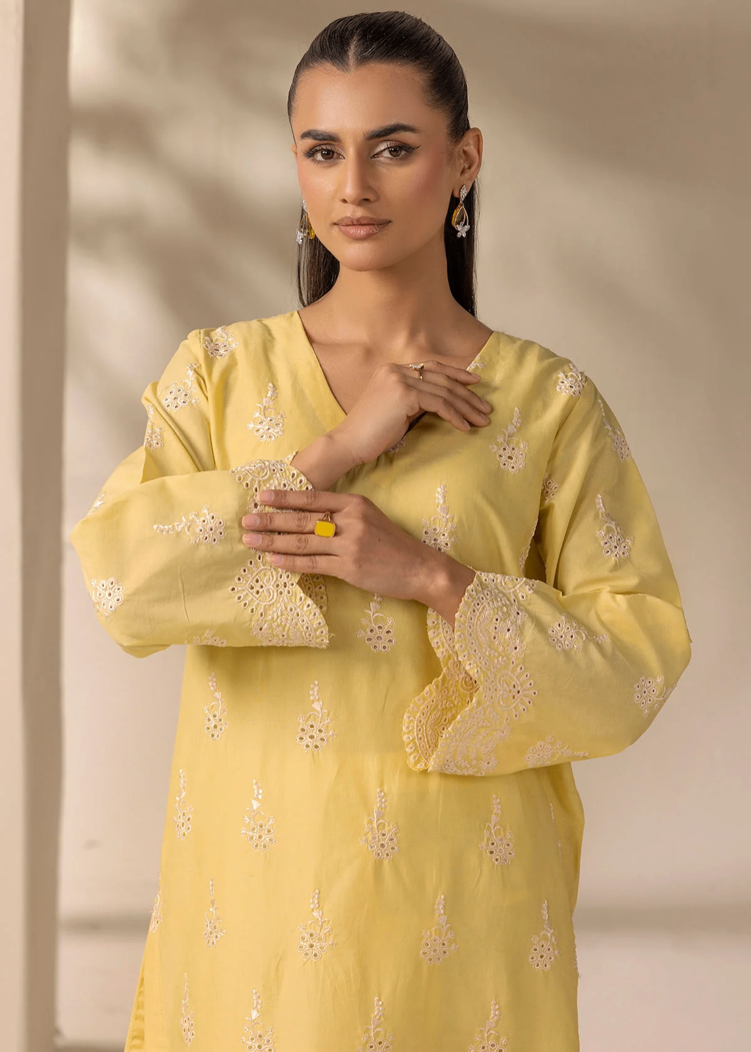 Motifz 5275-TOPAZ EMBROIDERED CAMBRIC STITCHED