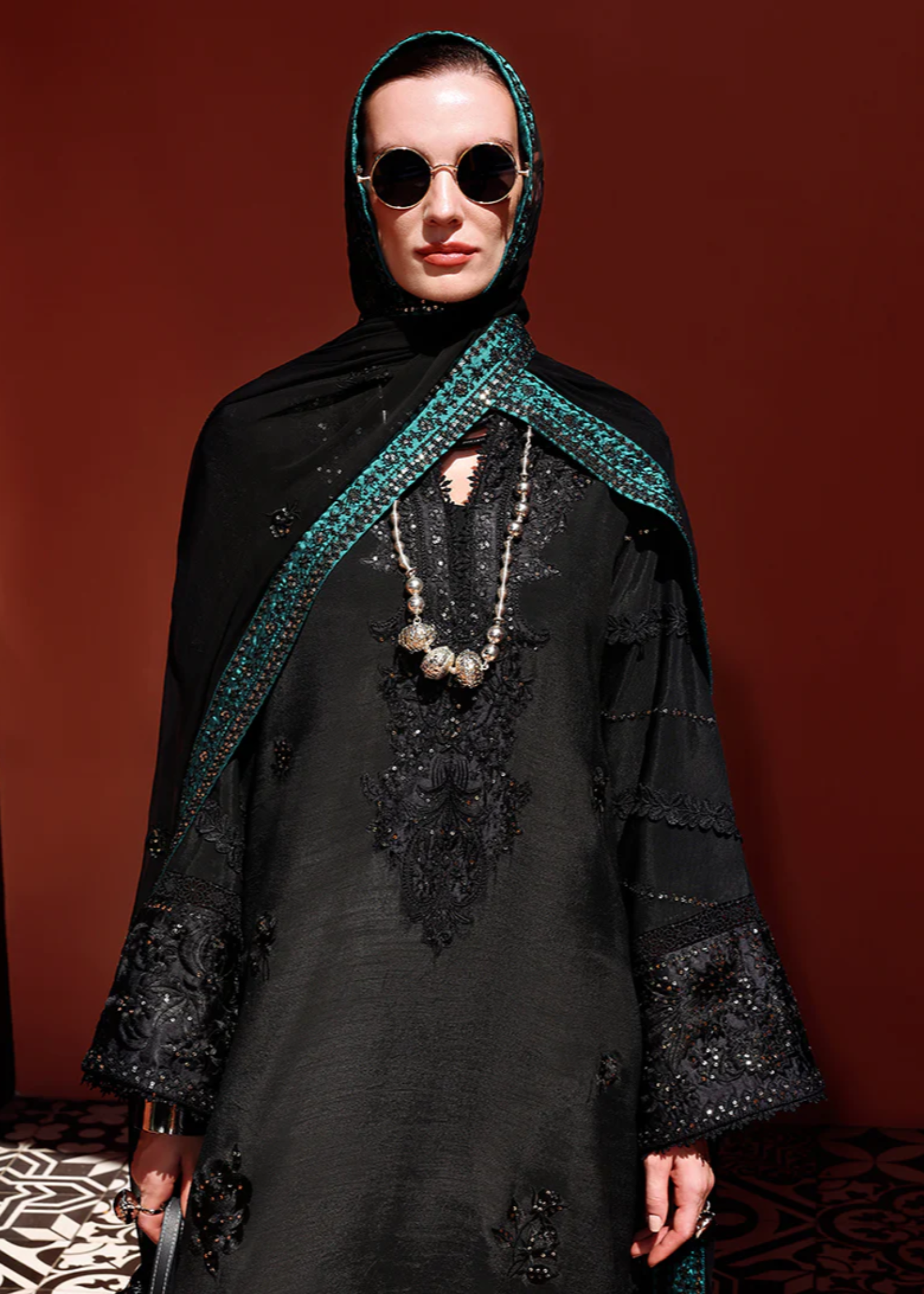 MUSHQ-RAVEENA-26