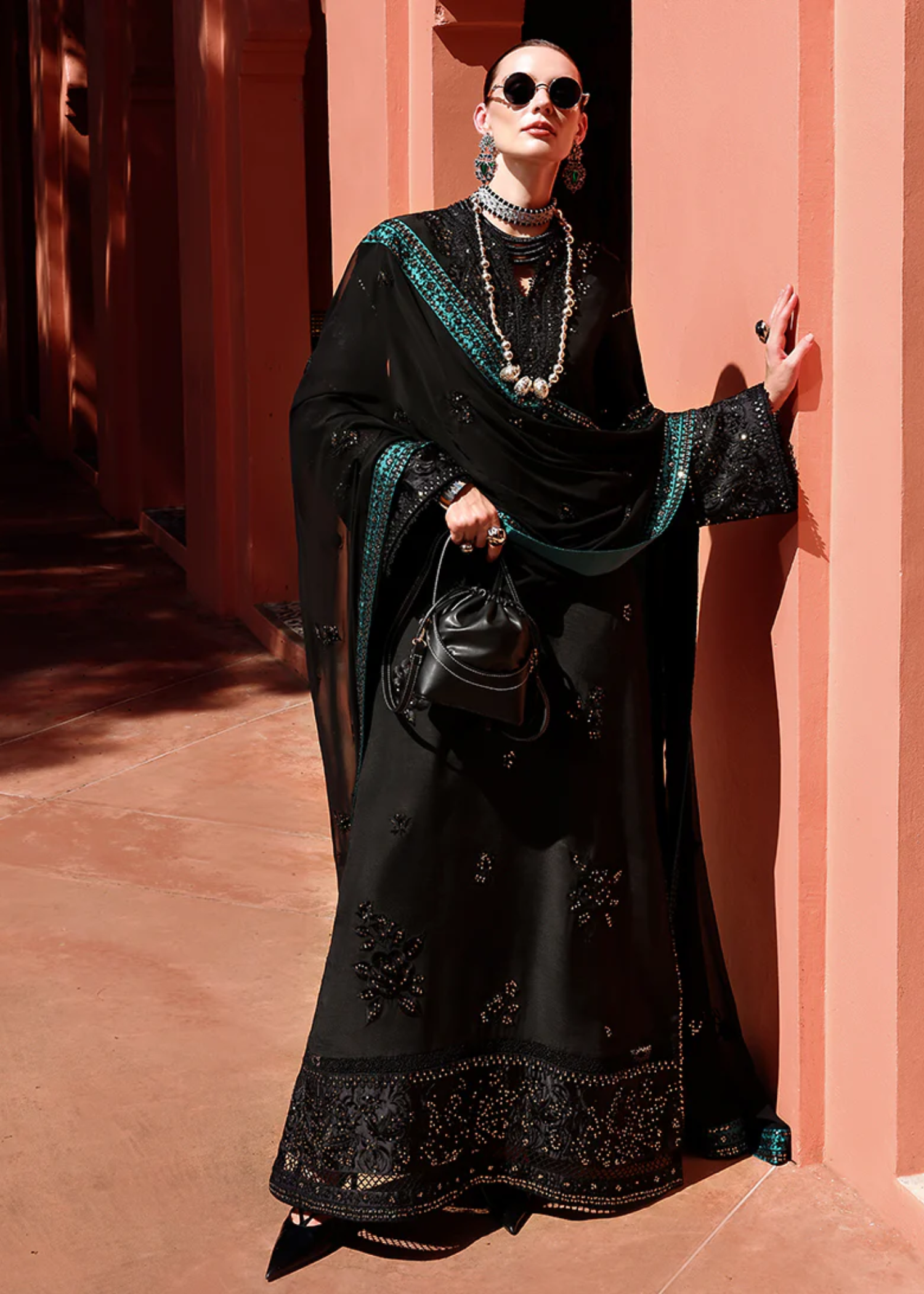 MUSHQ-RAVEENA-26