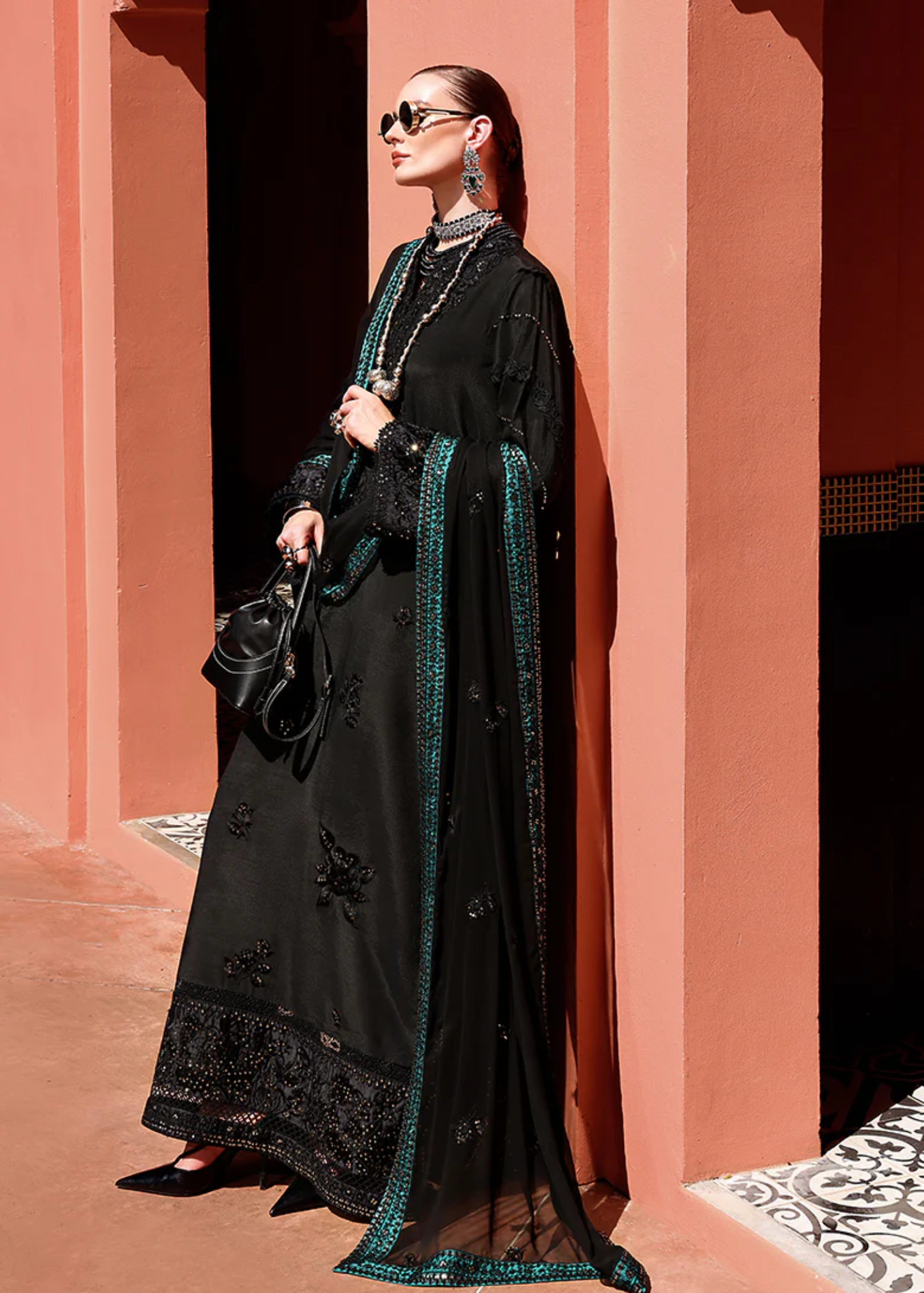 MUSHQ-RAVEENA-26