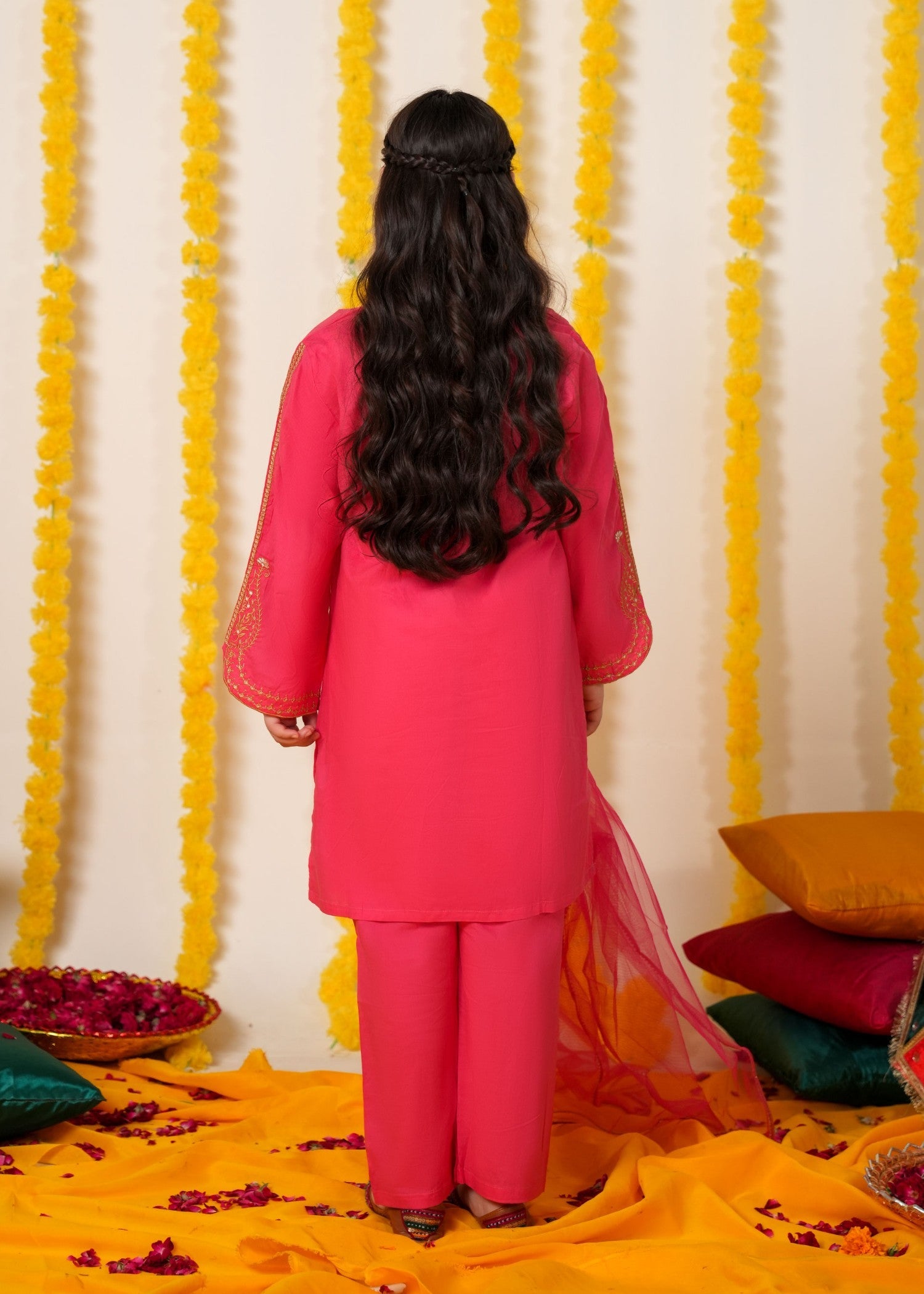 SHOCKING-PINK-COTTON-3 - Pcs Suit Multihead Embroidery With Net Dopata