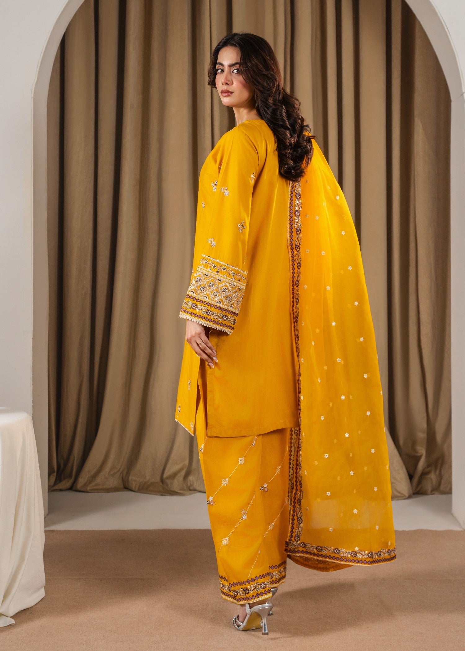 Tehzeeb Libas PREET EMBROIDERED 3PC
