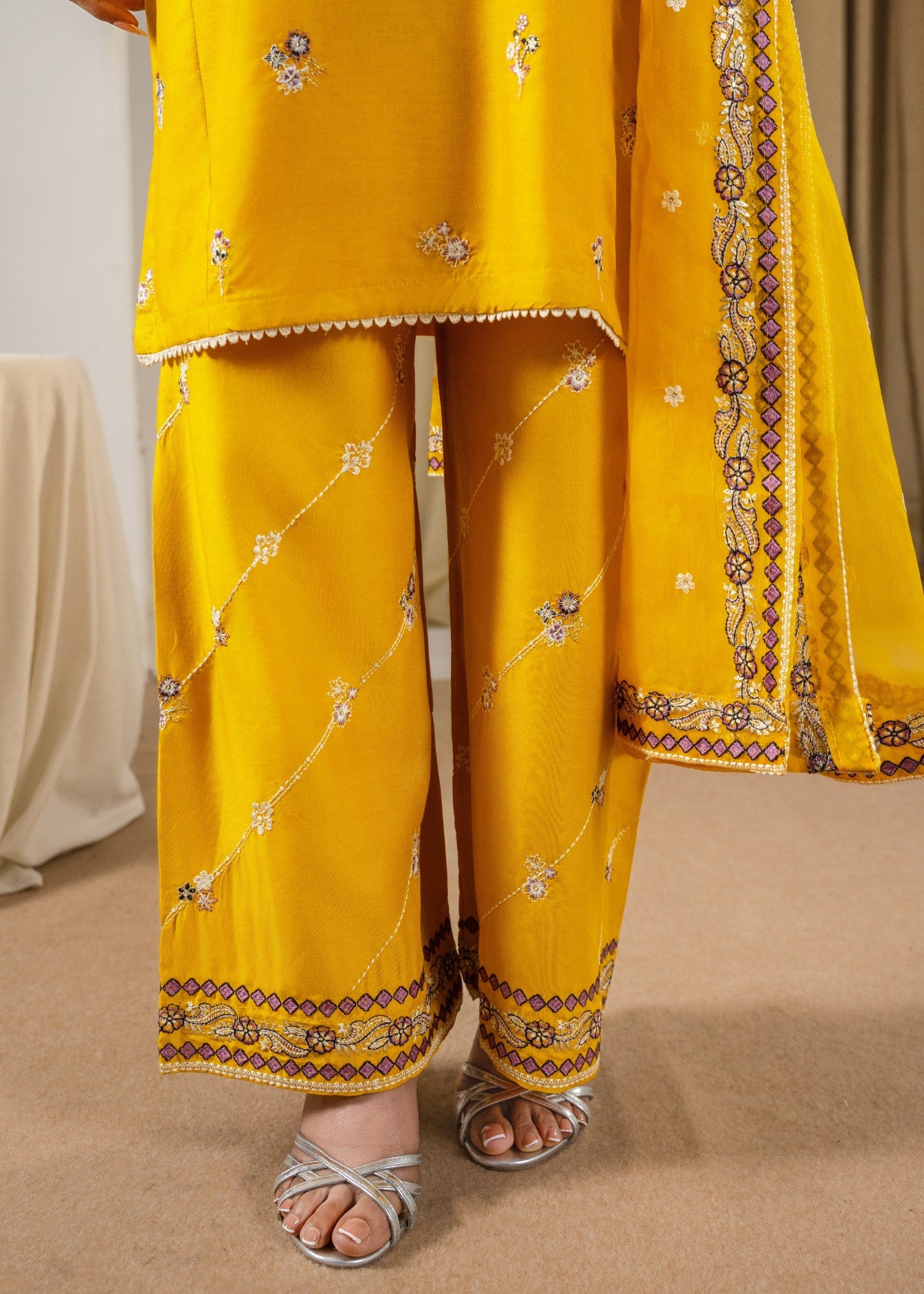 Tehzeeb Libas PREET EMBROIDERED 3PC