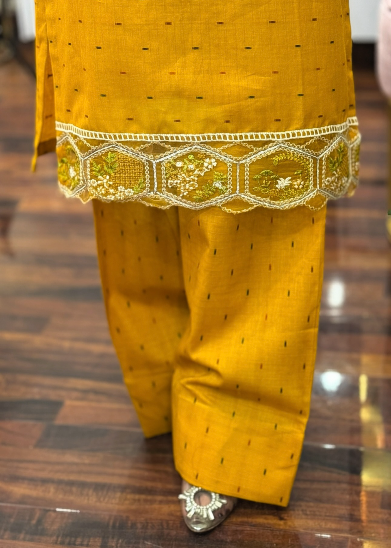 Tehzeeb Libas MUQADDAS EMBROIDERED 2PC