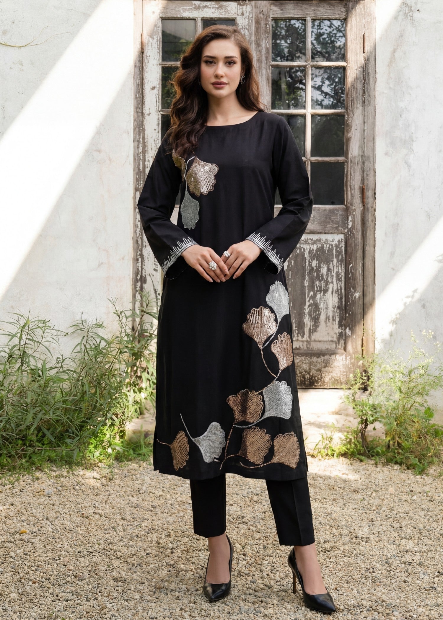 Sahibas By Mirza Elegant Black