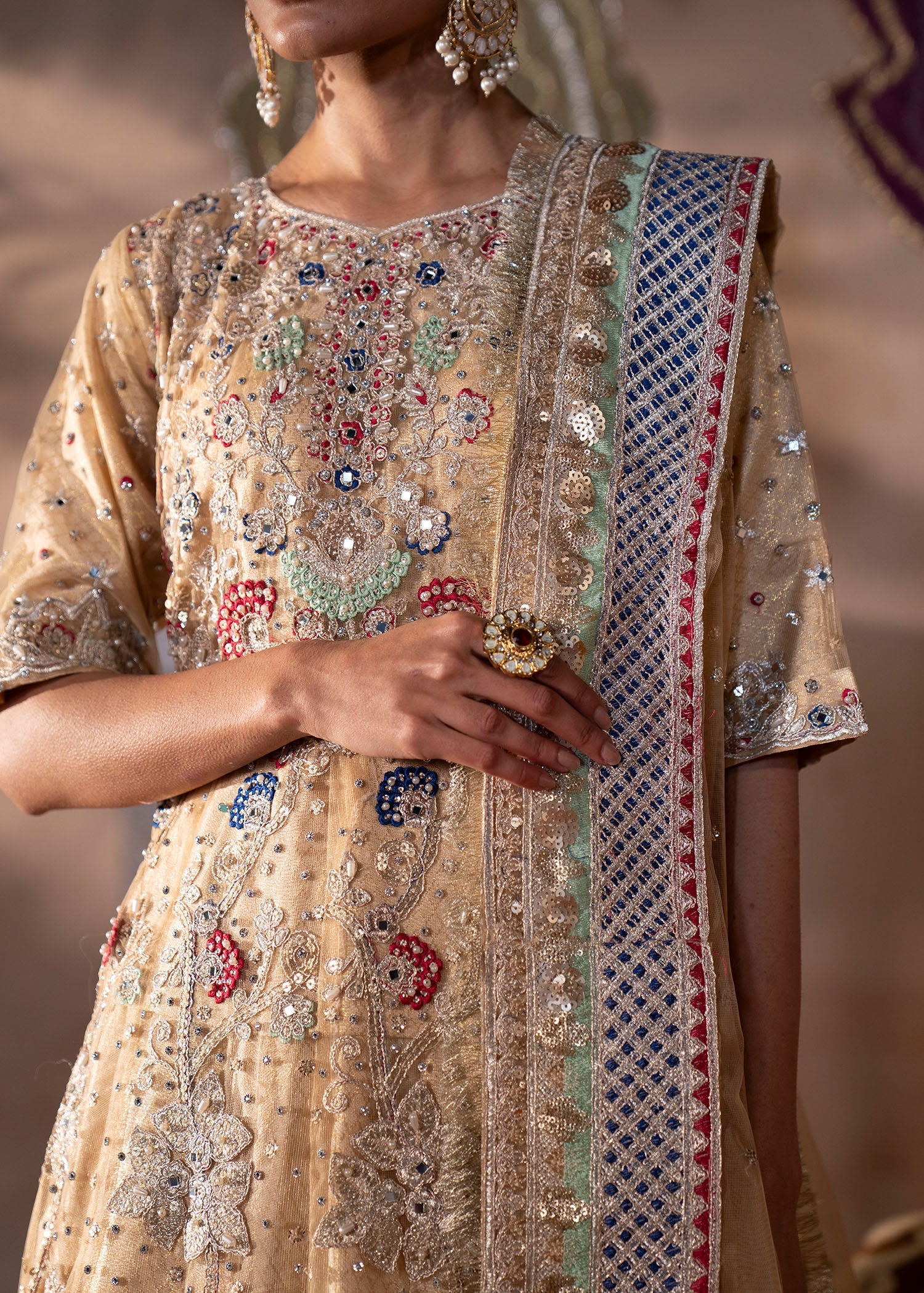 Haseens Official Noor-e-Gul