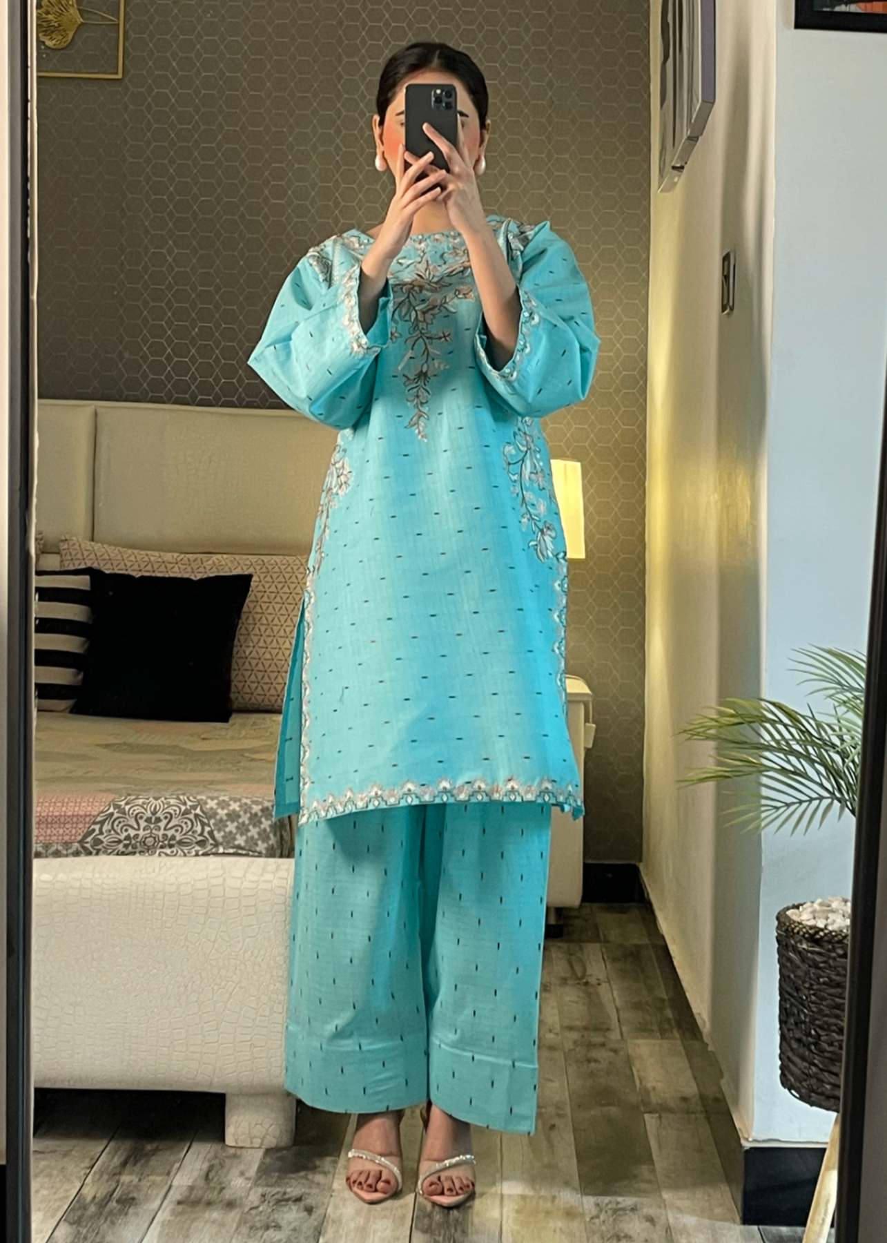 Tehzeeb Libas LAYLA EMBROIDERED 2PC