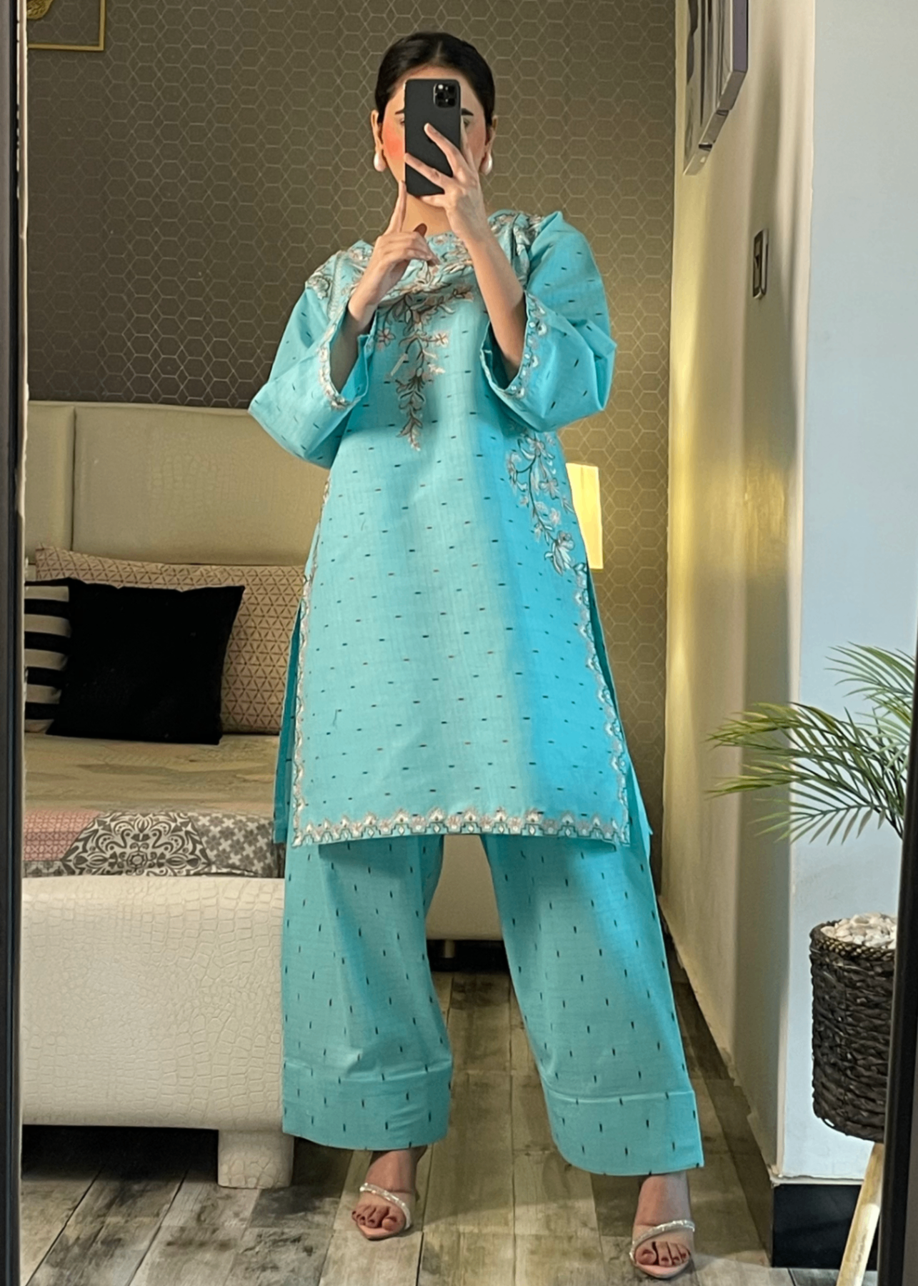 Tehzeeb Libas LAYLA EMBROIDERED 2PC