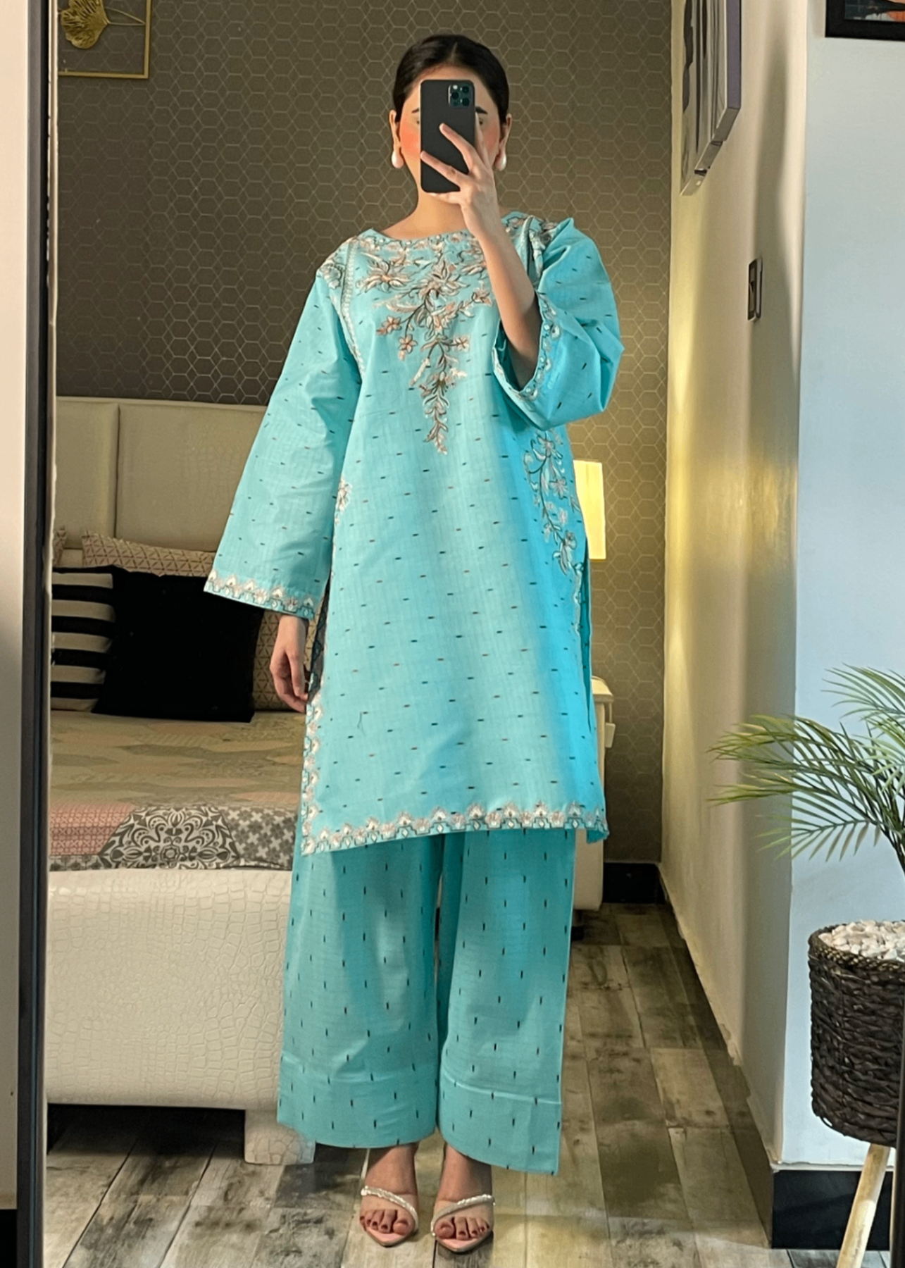 Tehzeeb Libas LAYLA EMBROIDERED 2PC