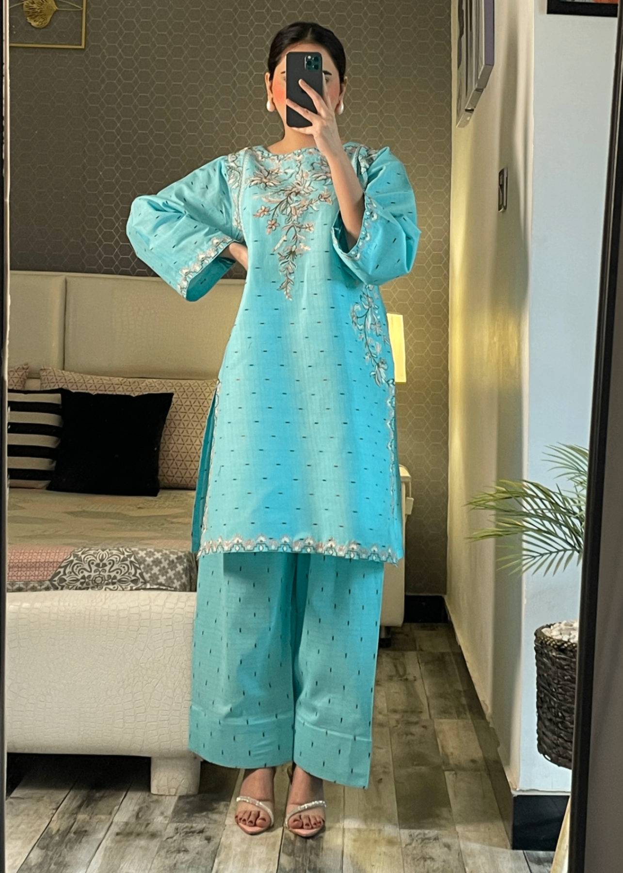 Tehzeeb Libas LAYLA EMBROIDERED 2PC
