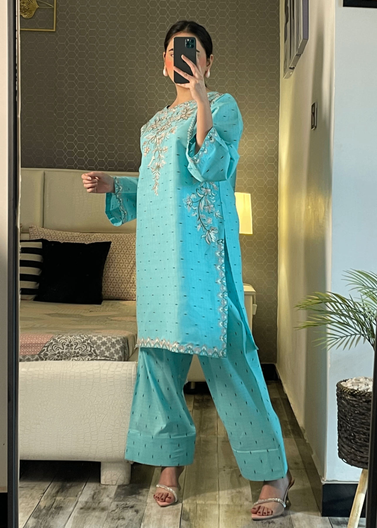 Tehzeeb Libas LAYLA EMBROIDERED 2PC