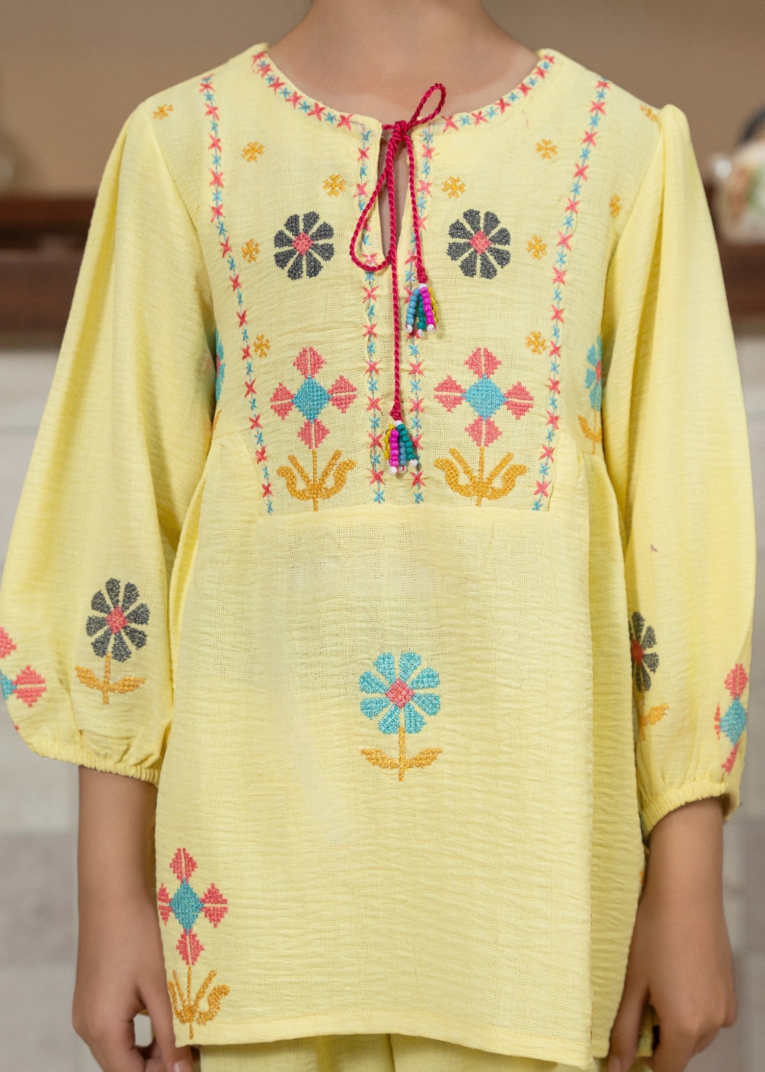 PASTEL-YELLOW-EMBROIDERED-KURTA-PANT-SET-FOR-GIRLS