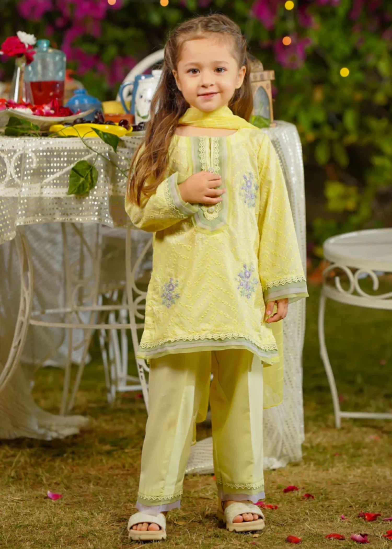 CHIKANKARI-EMBROIDERED-3-01 - Pc Suit Mck