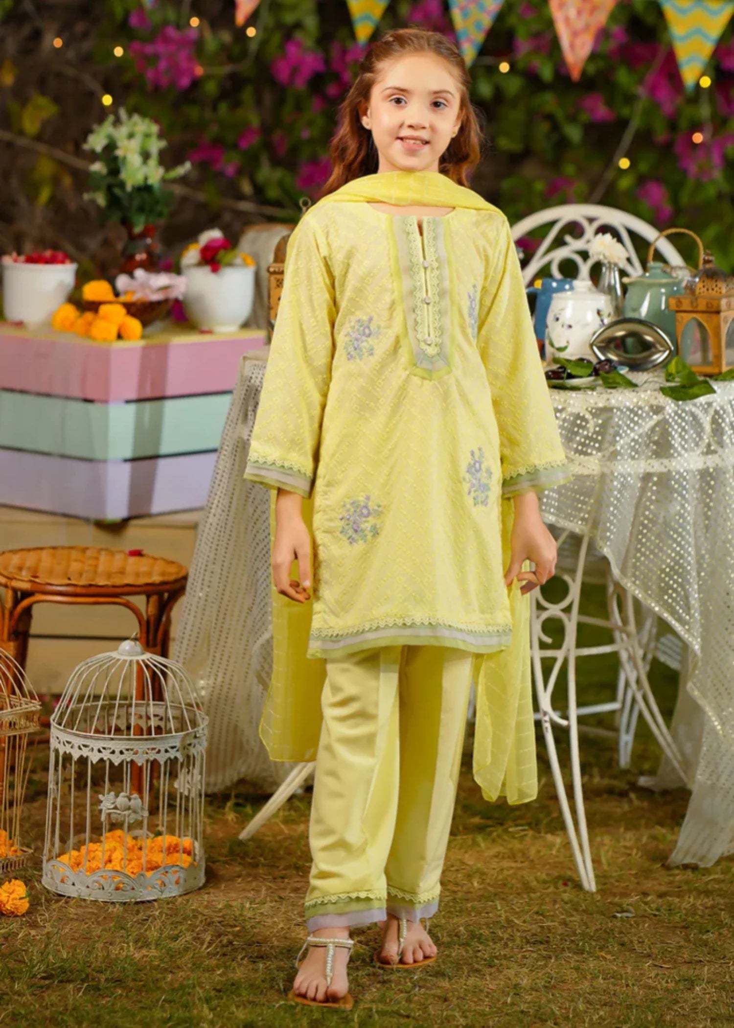 CHIKANKARI-EMBROIDERED-3-05 - Pc Suit Ck