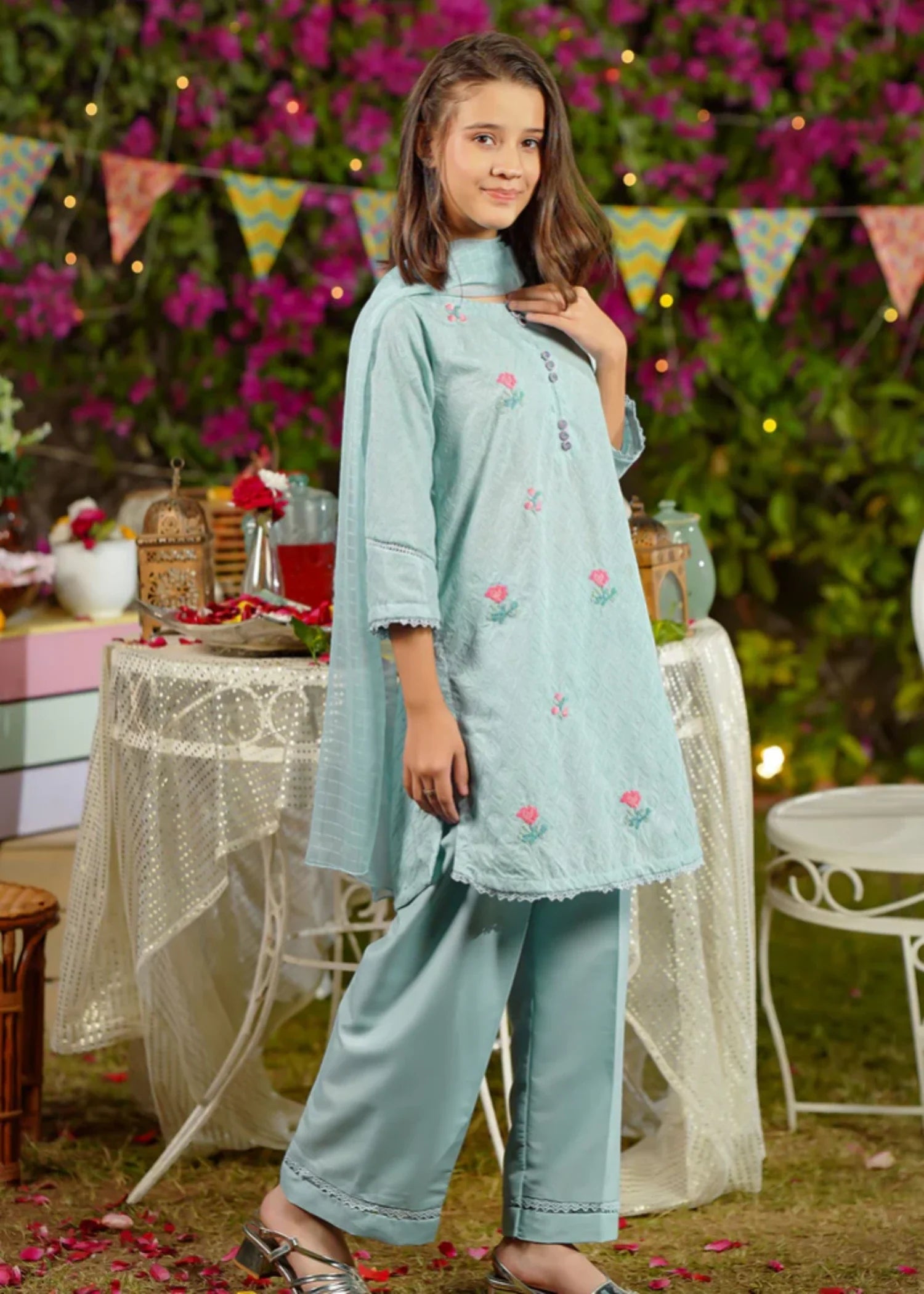 CHIKANKARI-EMBROIDERED-3-06 - Pc Suit Ck