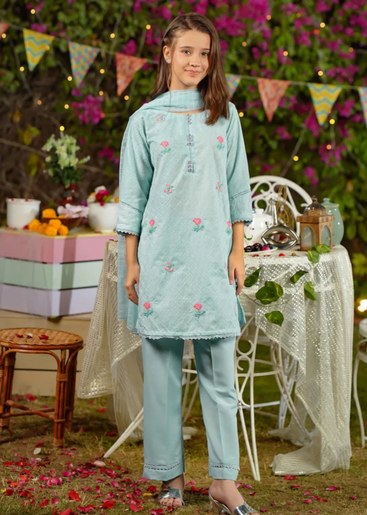 CHIKANKARI-EMBROIDERED-3-06 - Pc Suit Ck