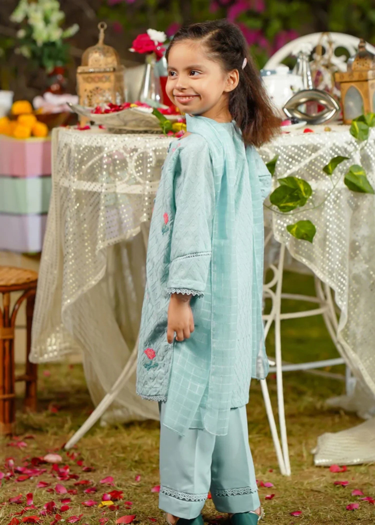 CHIKANKARI-EMBROIDERED-3-02 - Pc Suit Mck