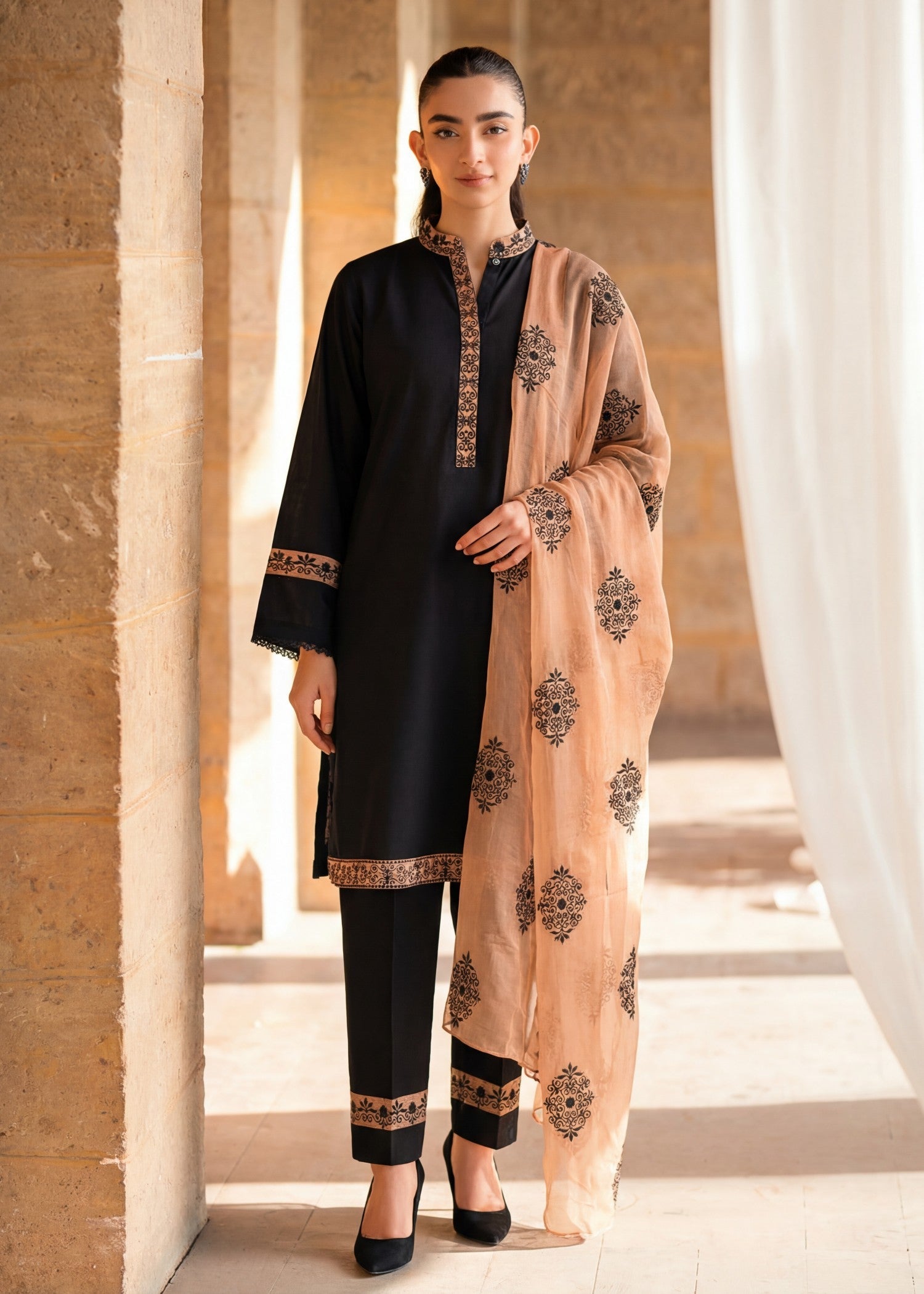 Sahibas By Mirza Darum Black