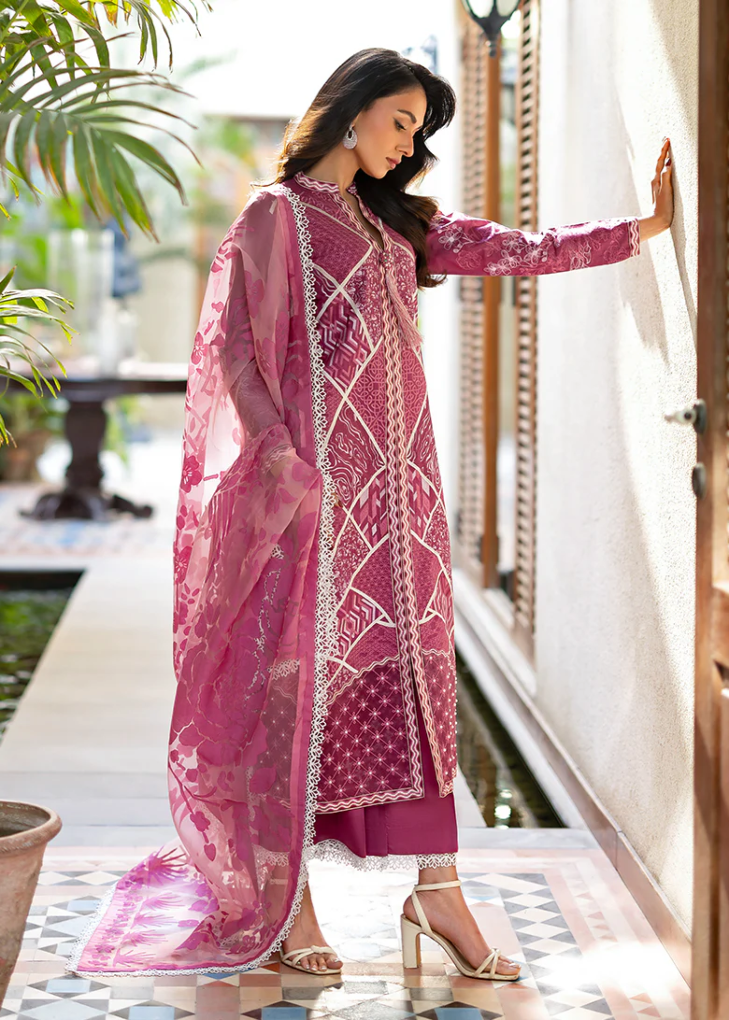 MUSHQ-ROSEA-03-26