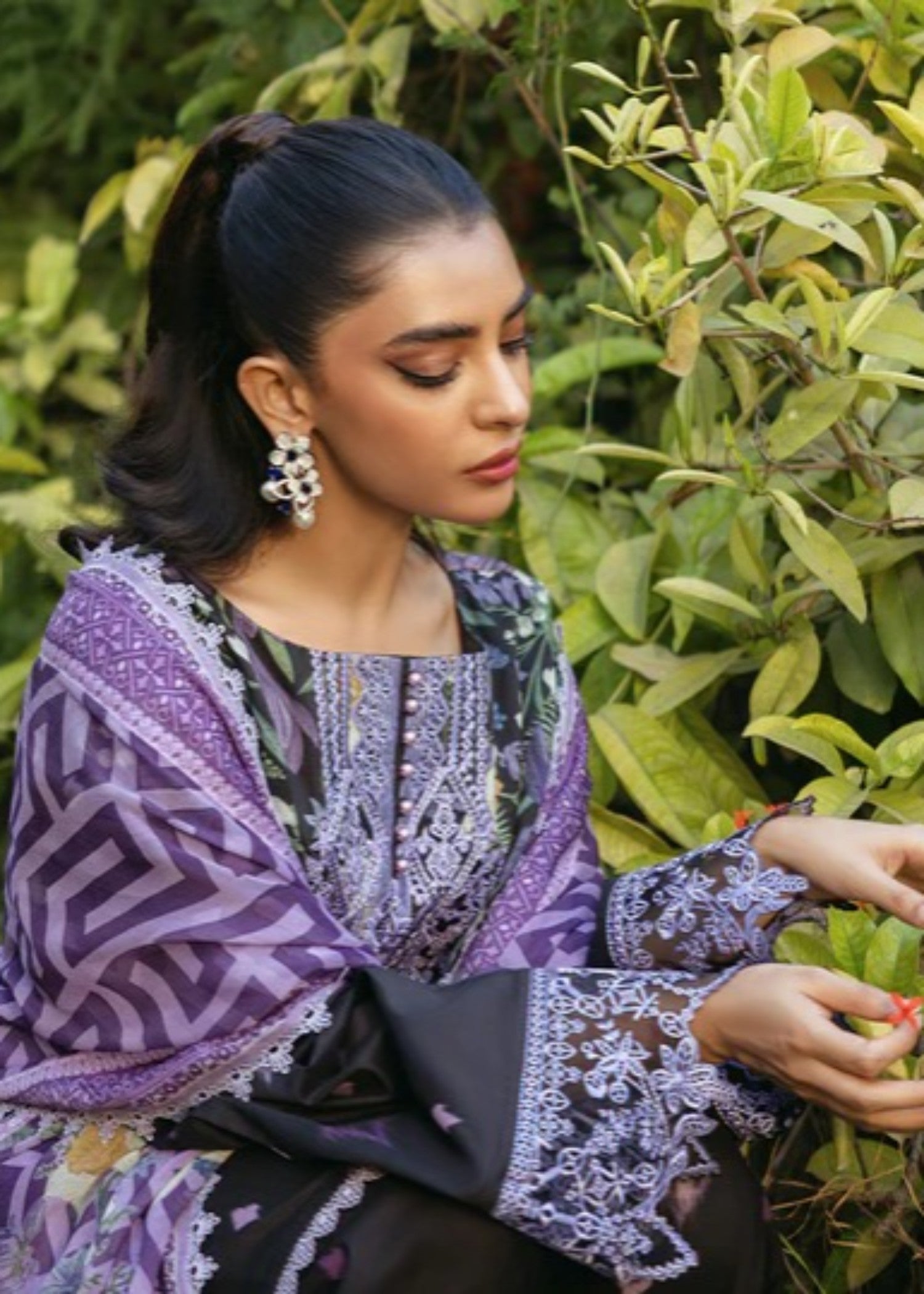 Zainab Chottani RAHA-D-6B - zainab chottani