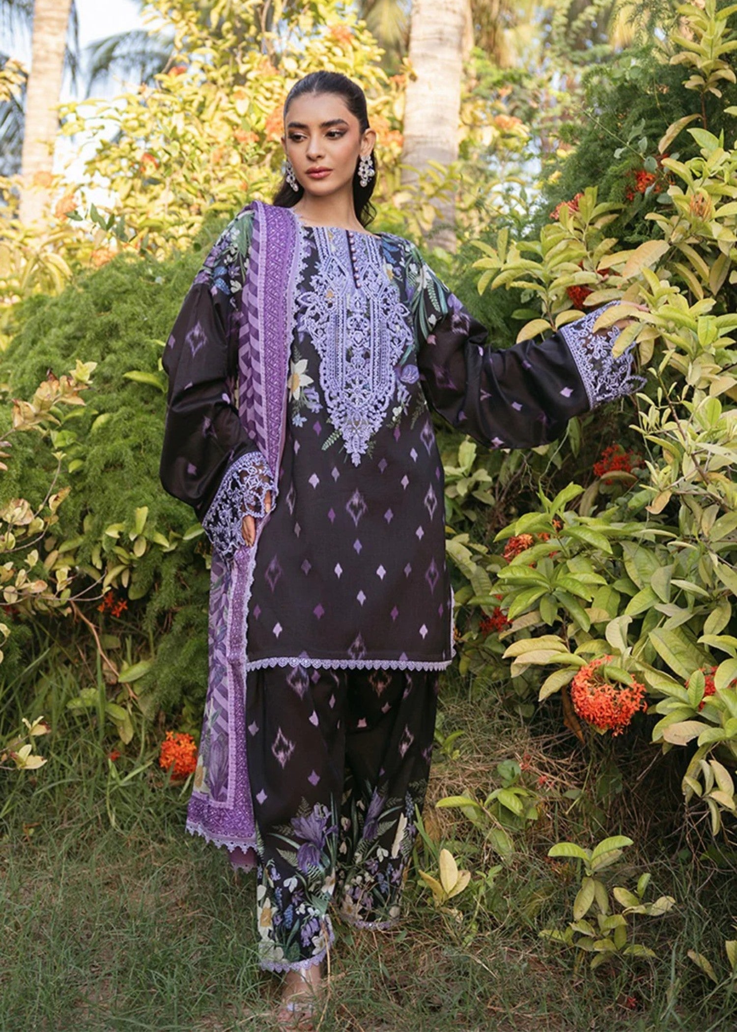 Zainab Chottani RAHA-D-6B - zainab chottani