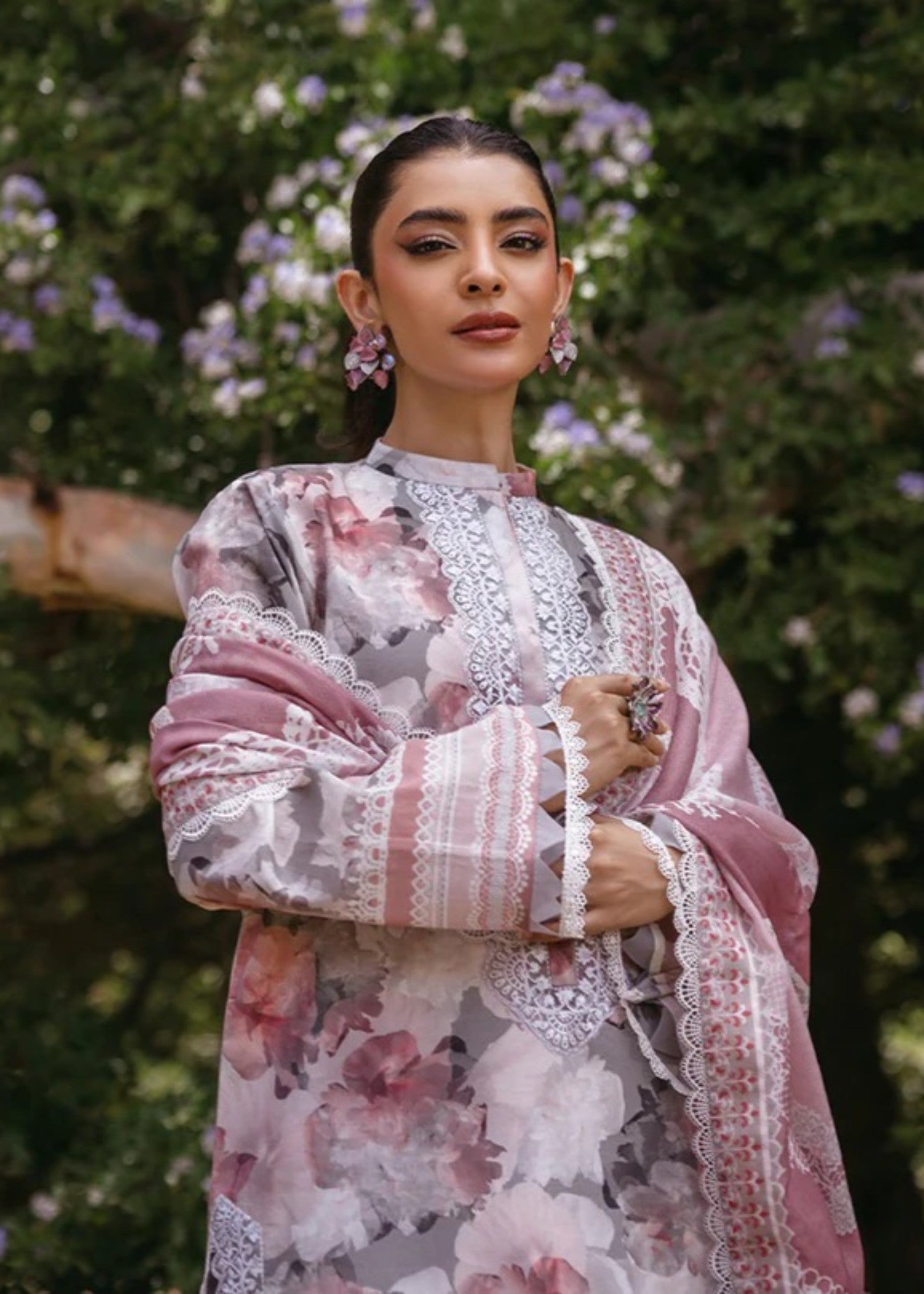 Zainab Chottani ZINNIA - D 3A - zainab chottani