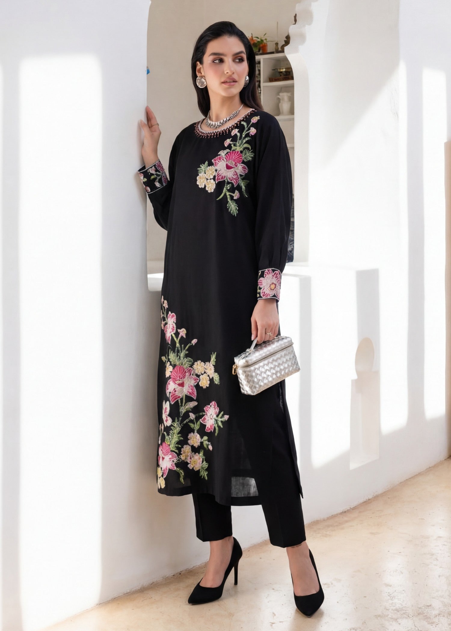 Sahibas By Mirza Dilkash Black