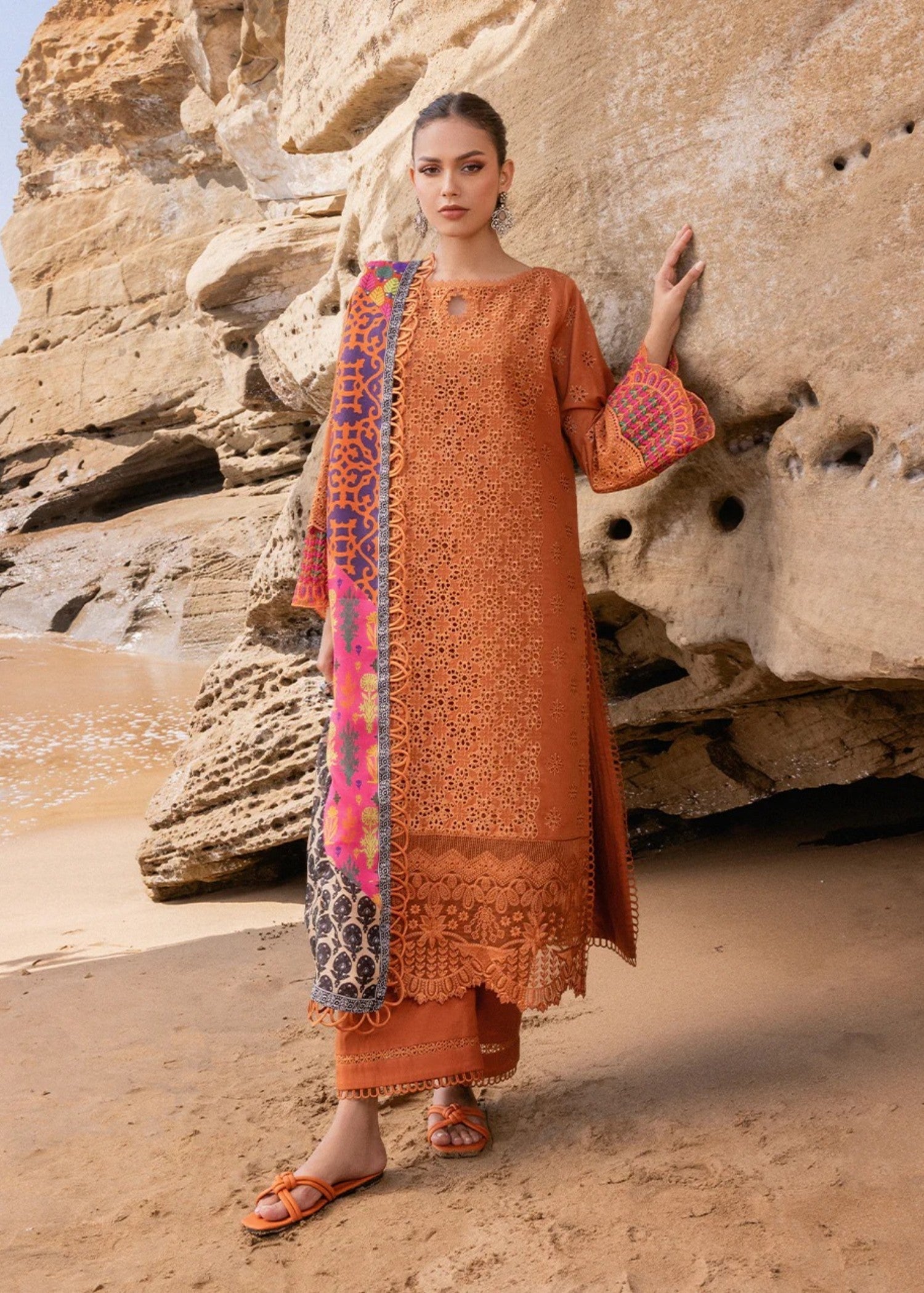 Zainab Chottani Naysa - 4A