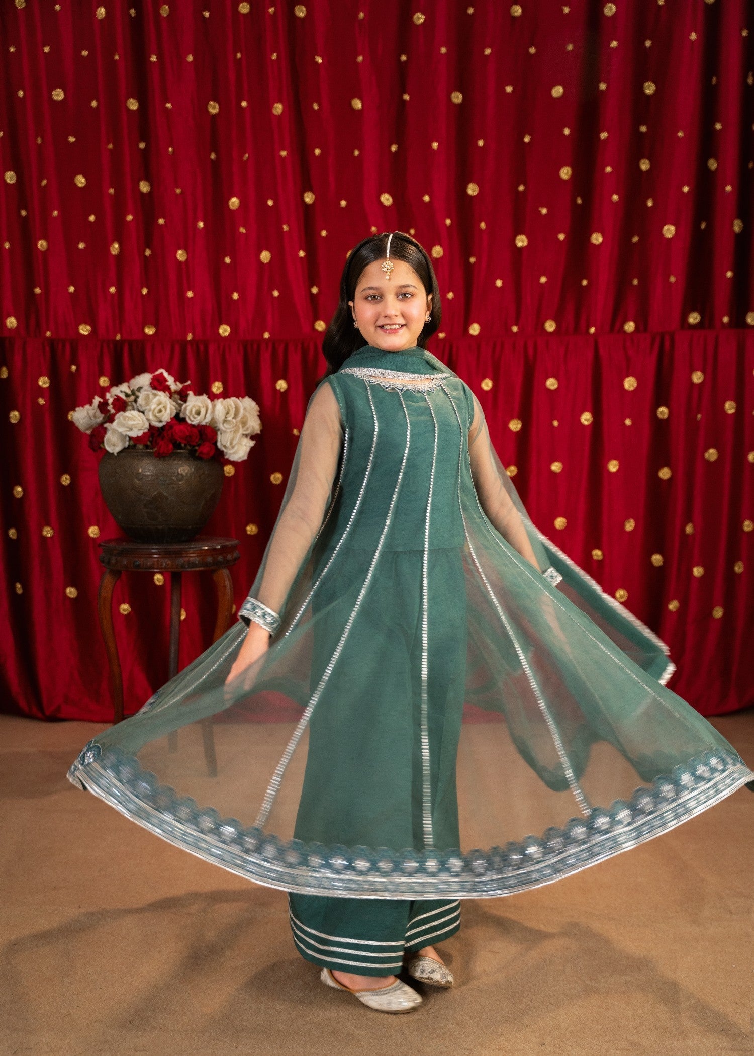 Rang-e-Haya Zahra (Zinc)