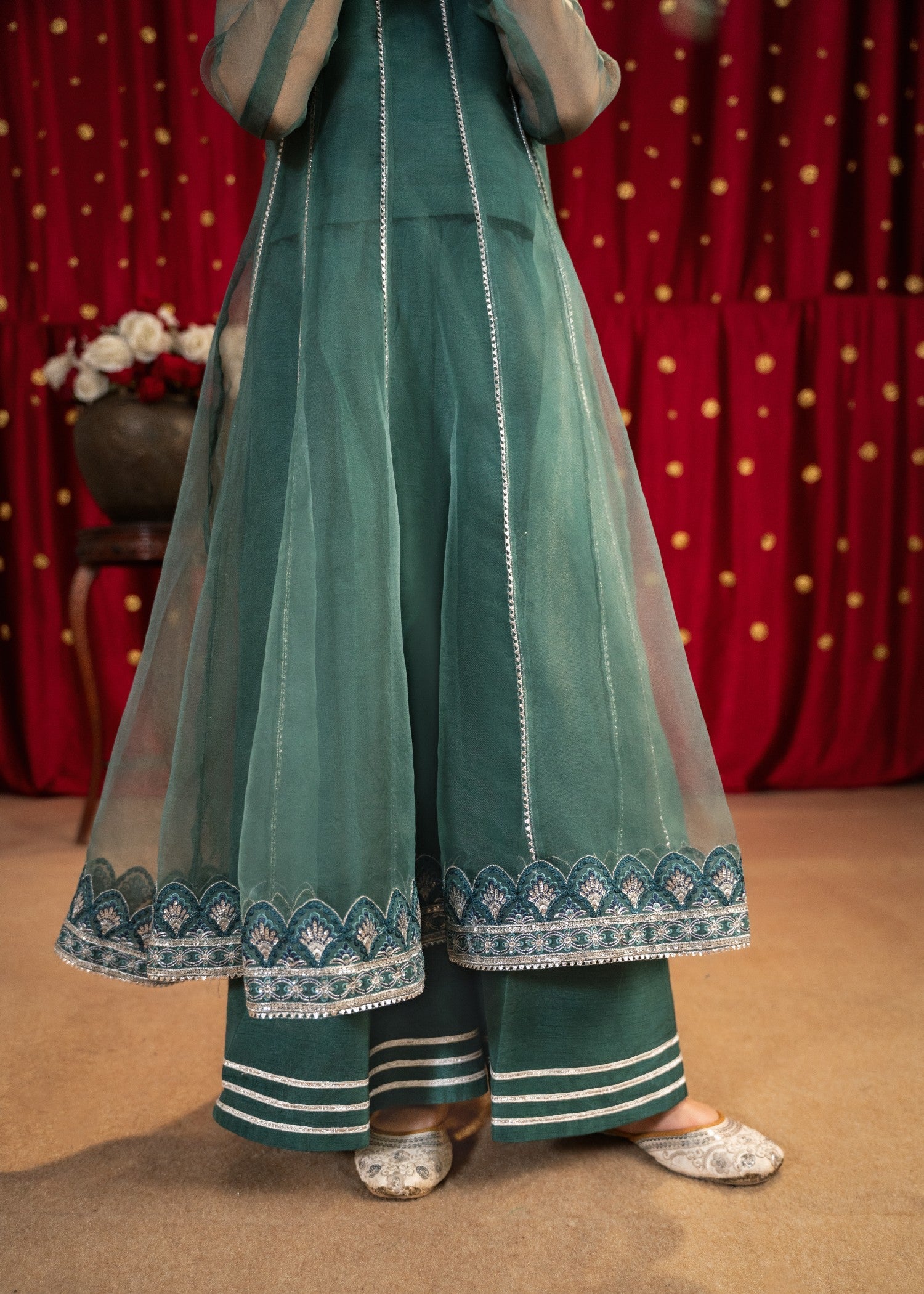 Rang-e-Haya Zahra (Zinc)