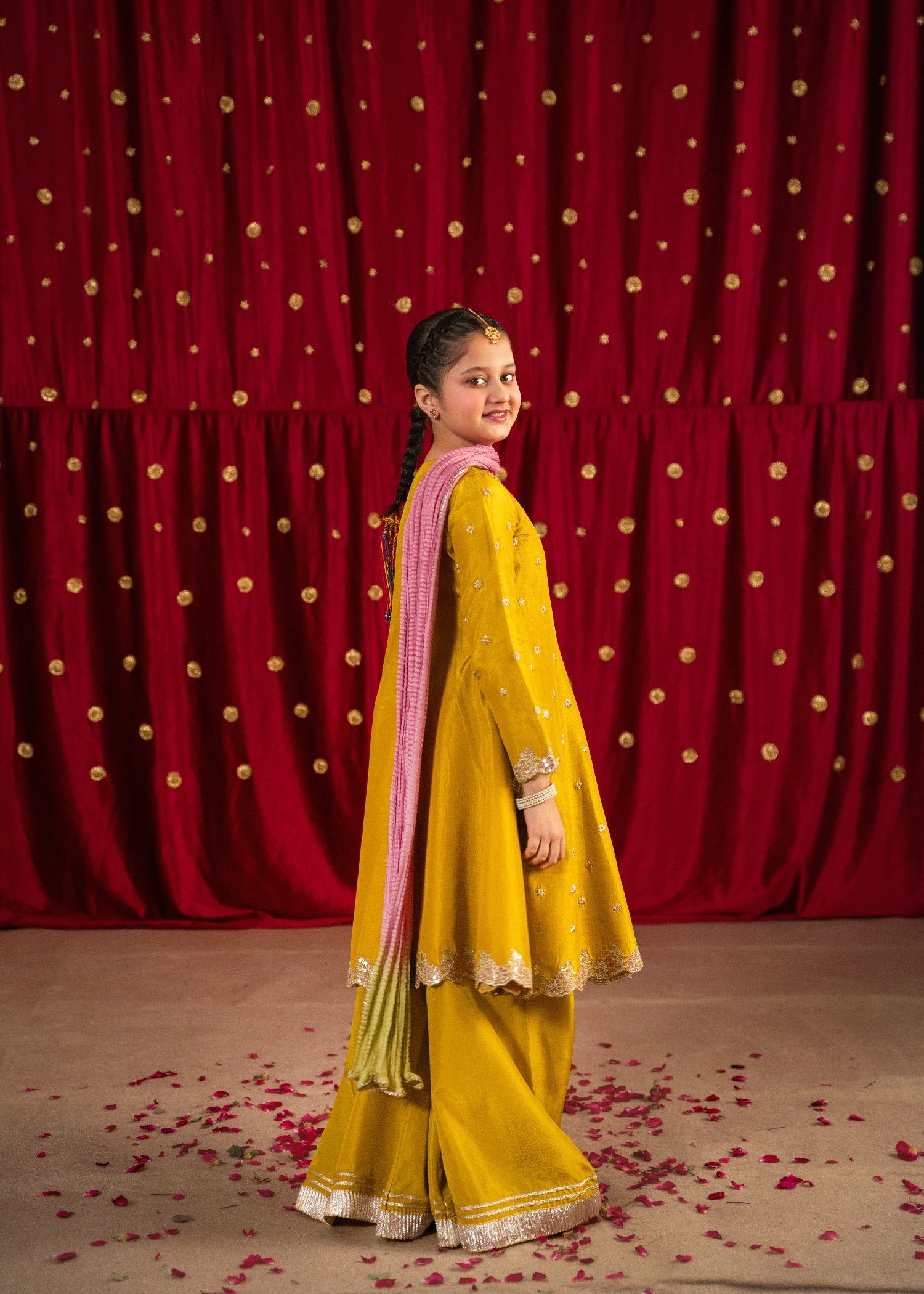 Rang-e-Haya Titli (Mustard)