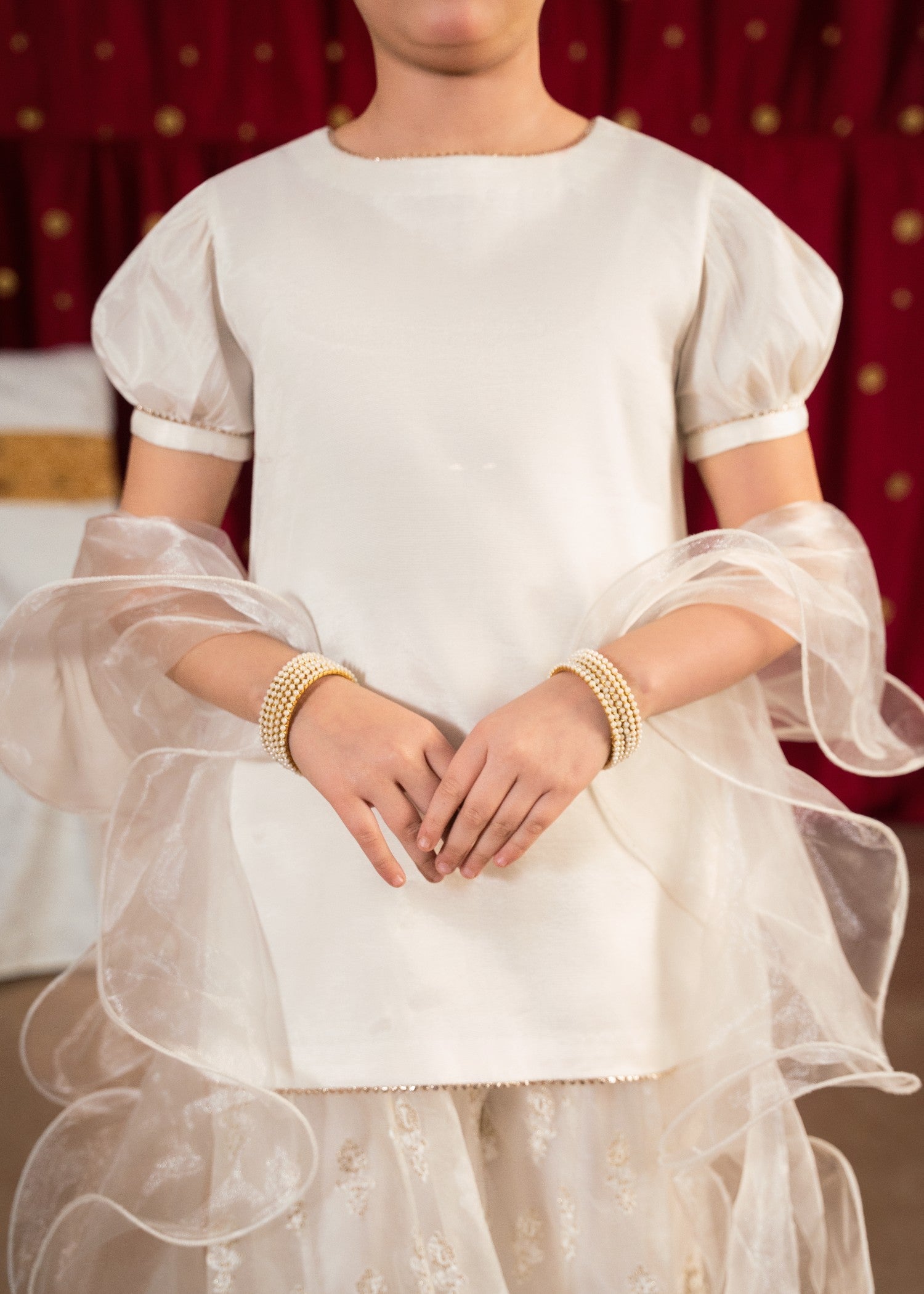 Rang-e-Haya Mahnoor (Off-white)