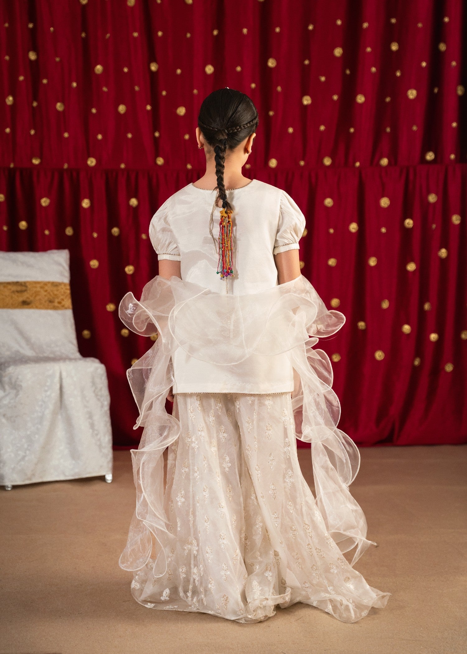 Rang-e-Haya Mahnoor (Off-white)