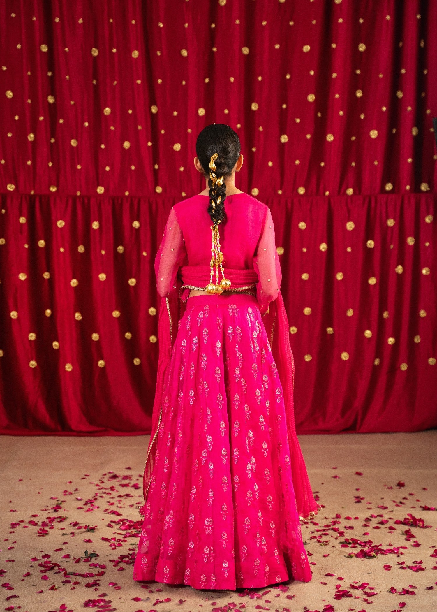 NOORE-SHOCKING-PINK