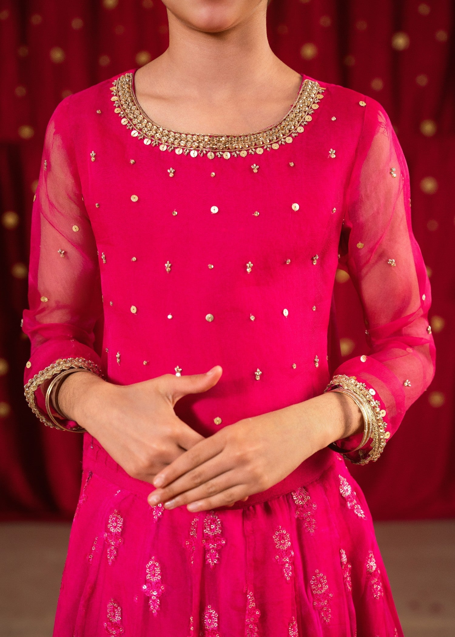 NOORE-SHOCKING-PINK