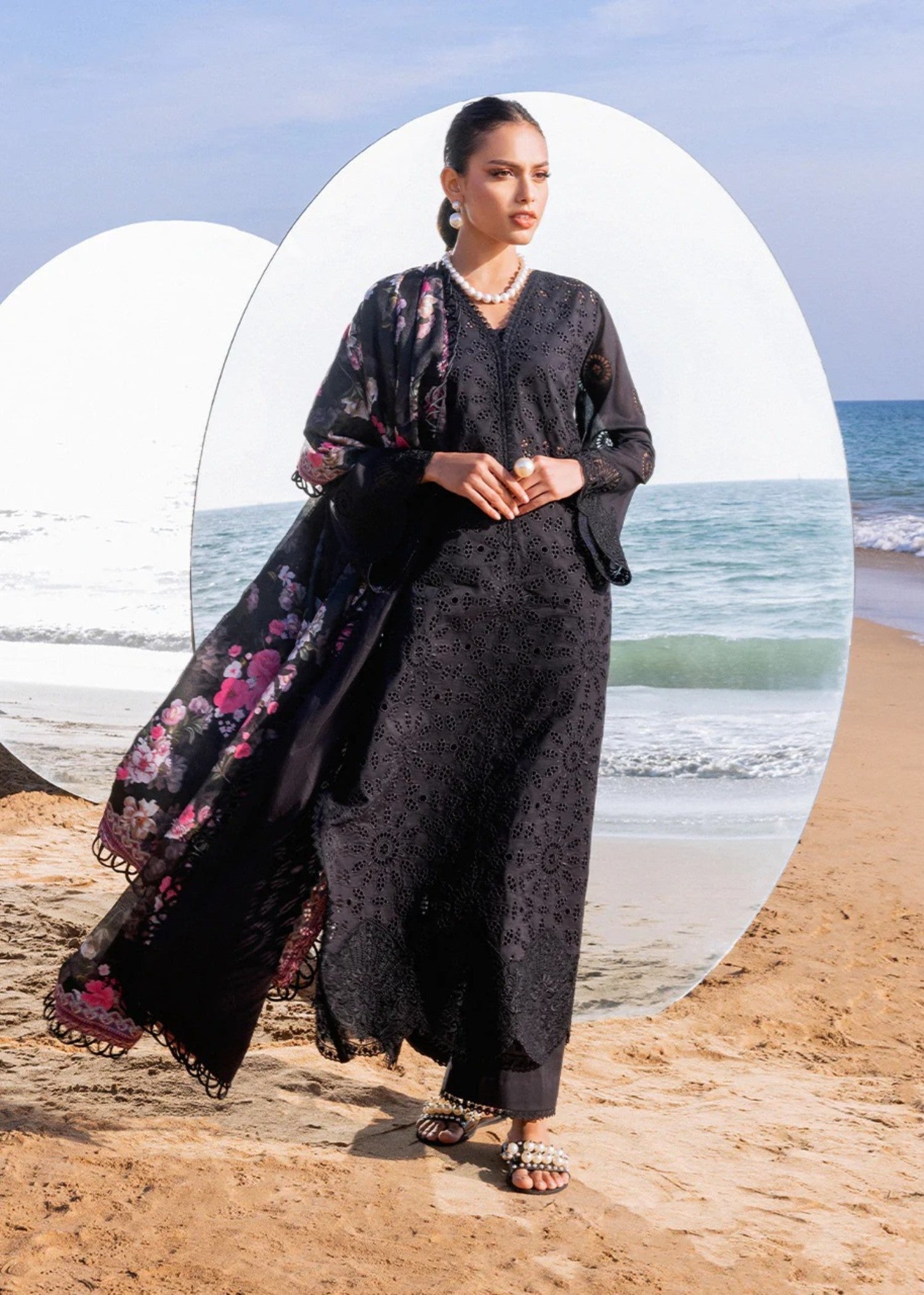 Zainab Chottani KANZA - 5A