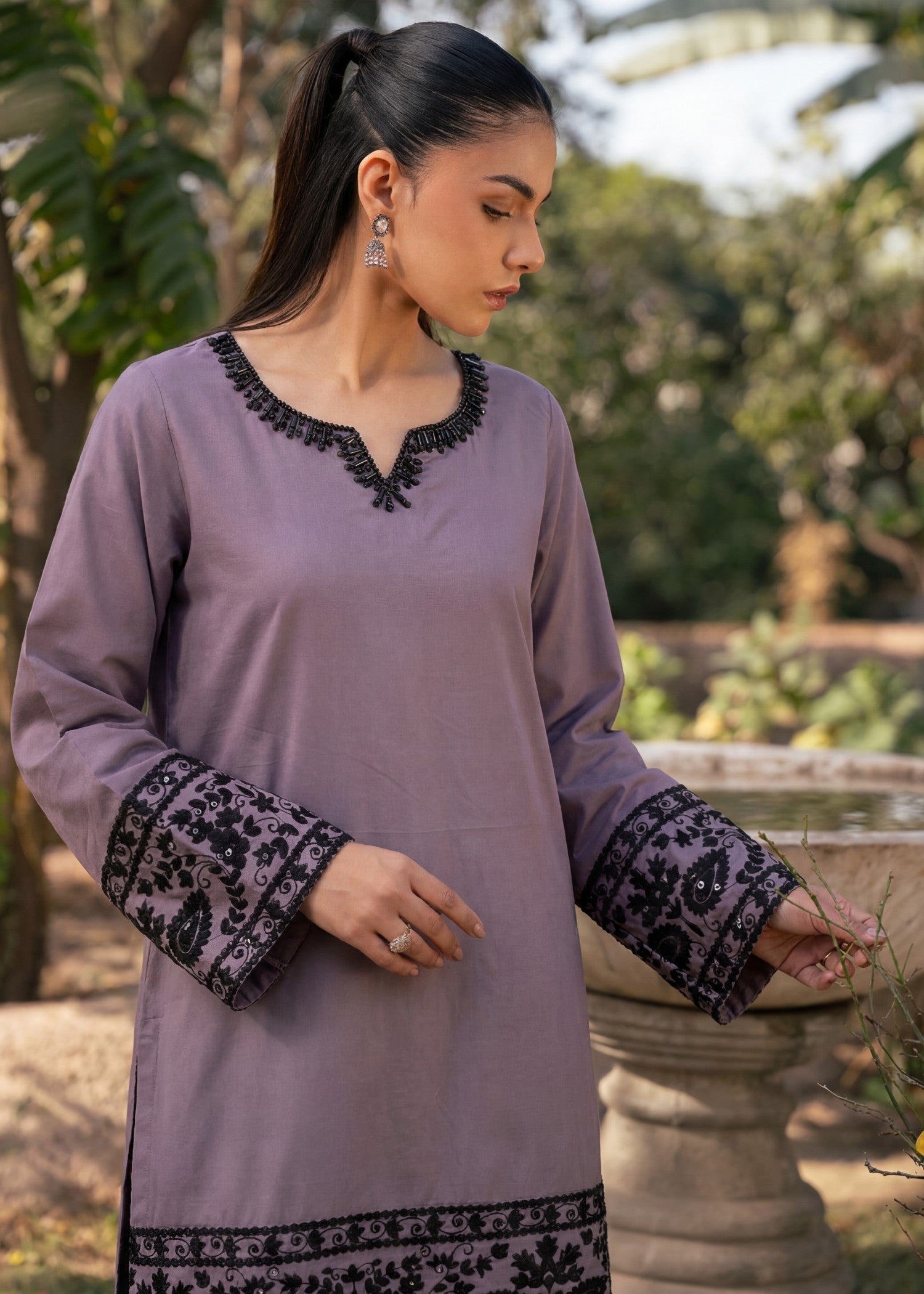 Sahibas By Mirza Madiha - Falsa