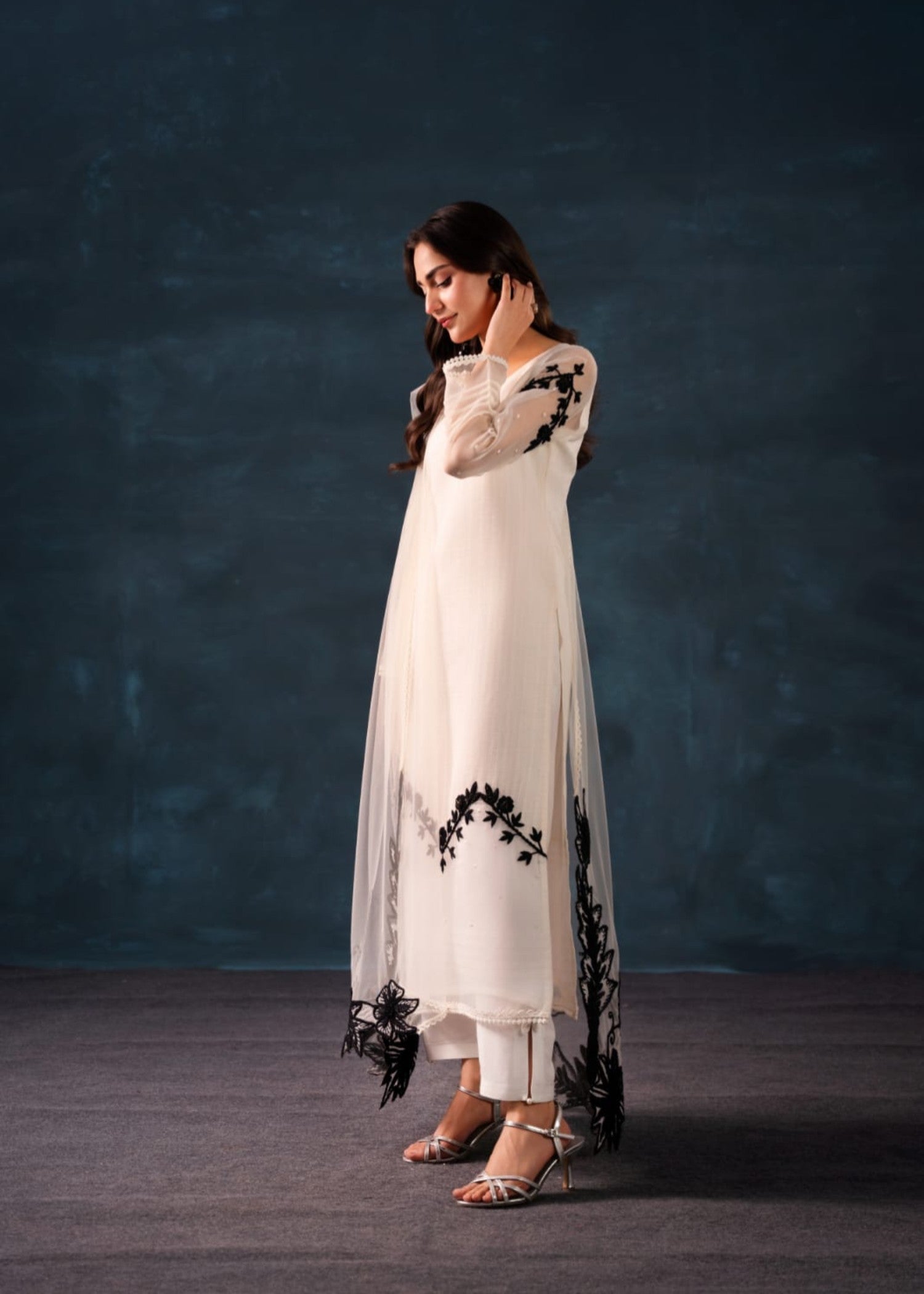 KB By Zufiqar Malik S-128 White