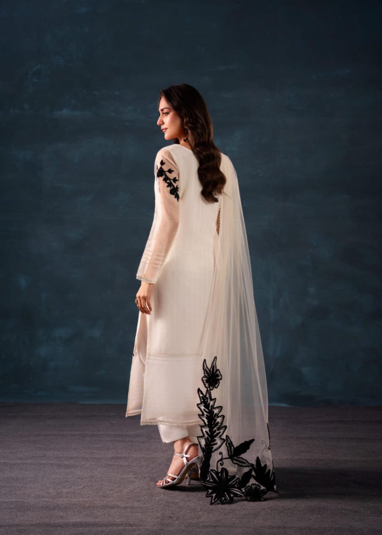 KB By Zufiqar Malik S-128 White